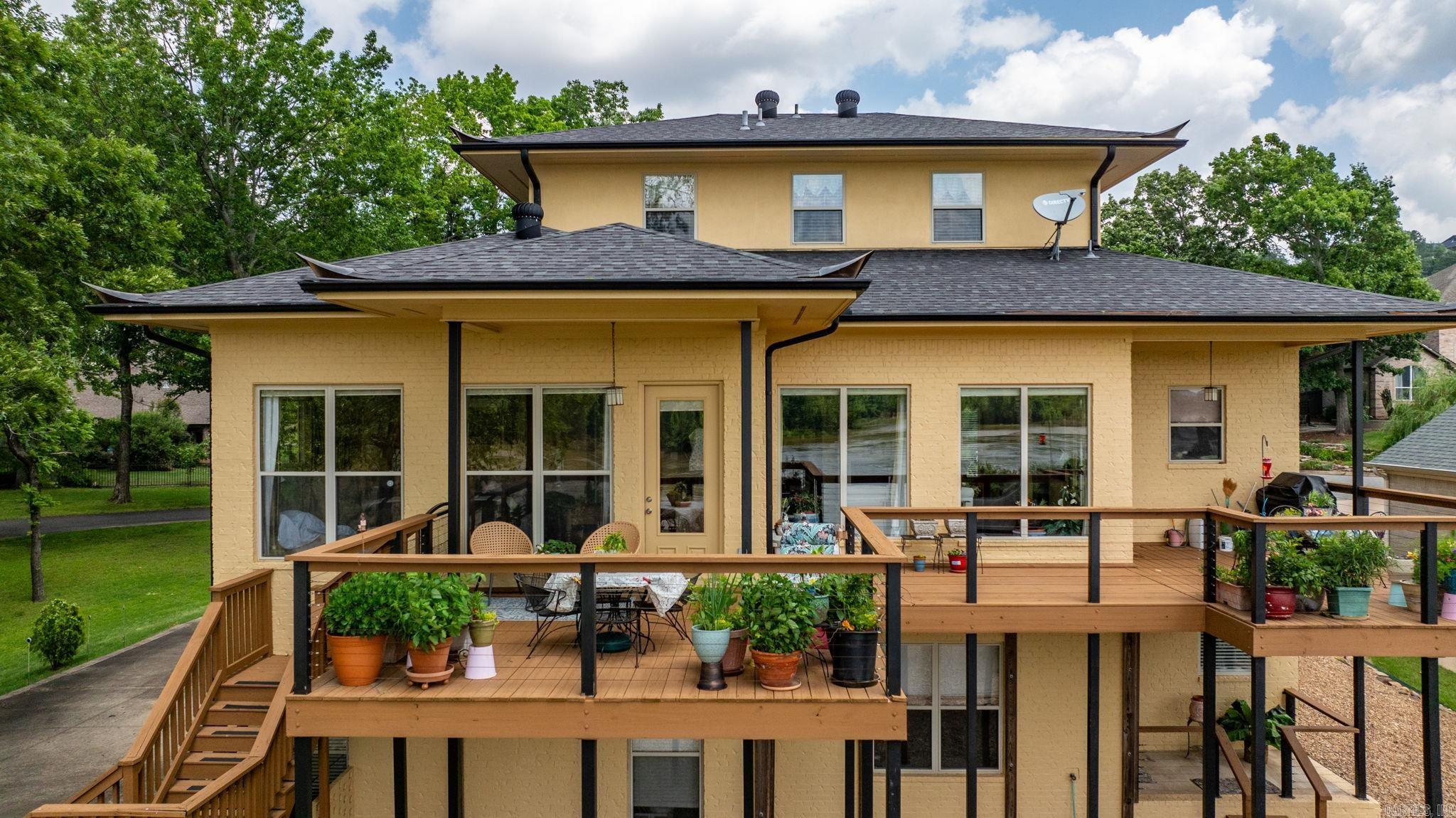 7 Crystal Mountain Cove Maumelle, AR 72113