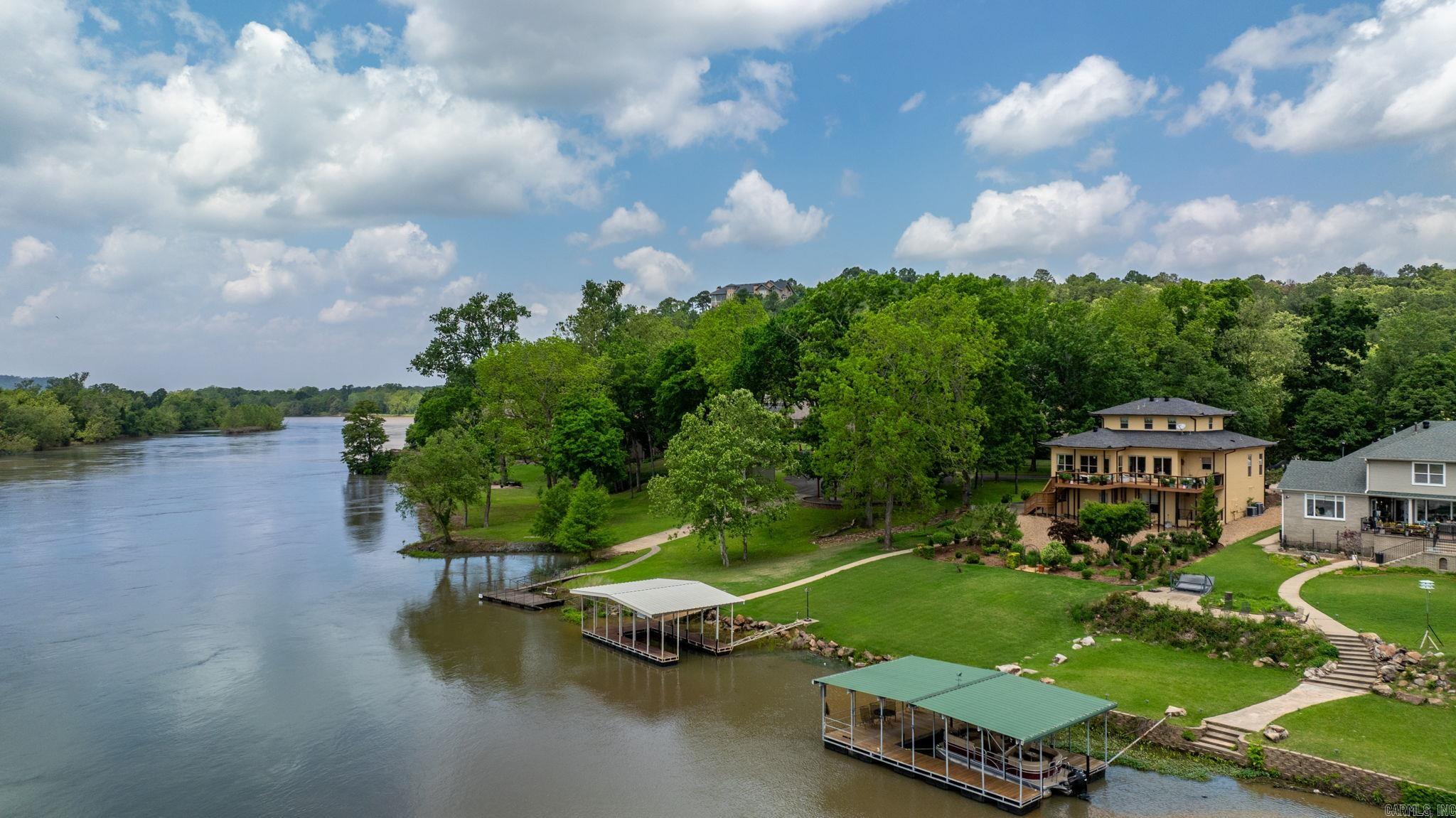 7 Crystal Mountain Cove Maumelle, AR 72113