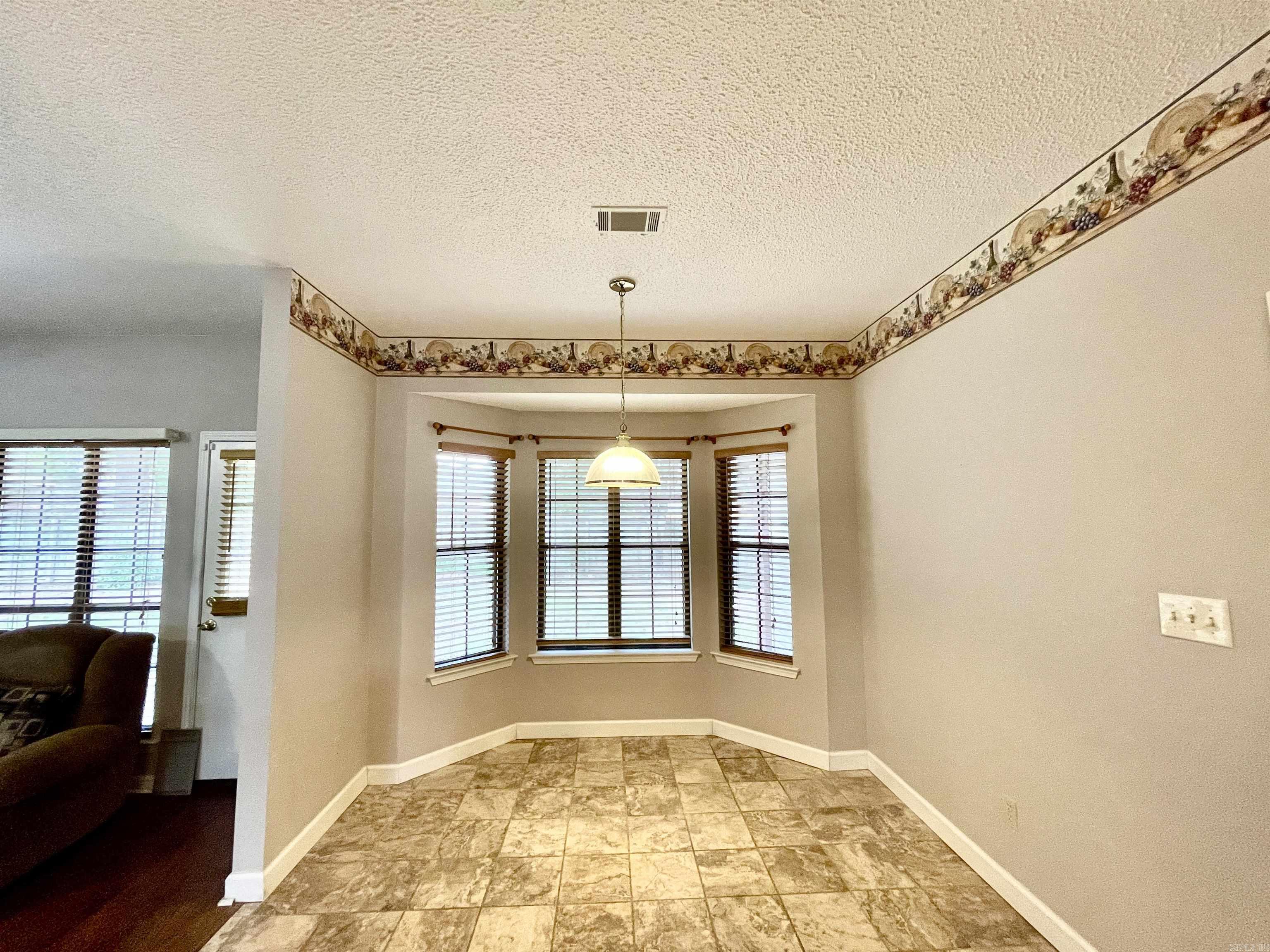 44 Hibiscus Cove  Maumelle, AR