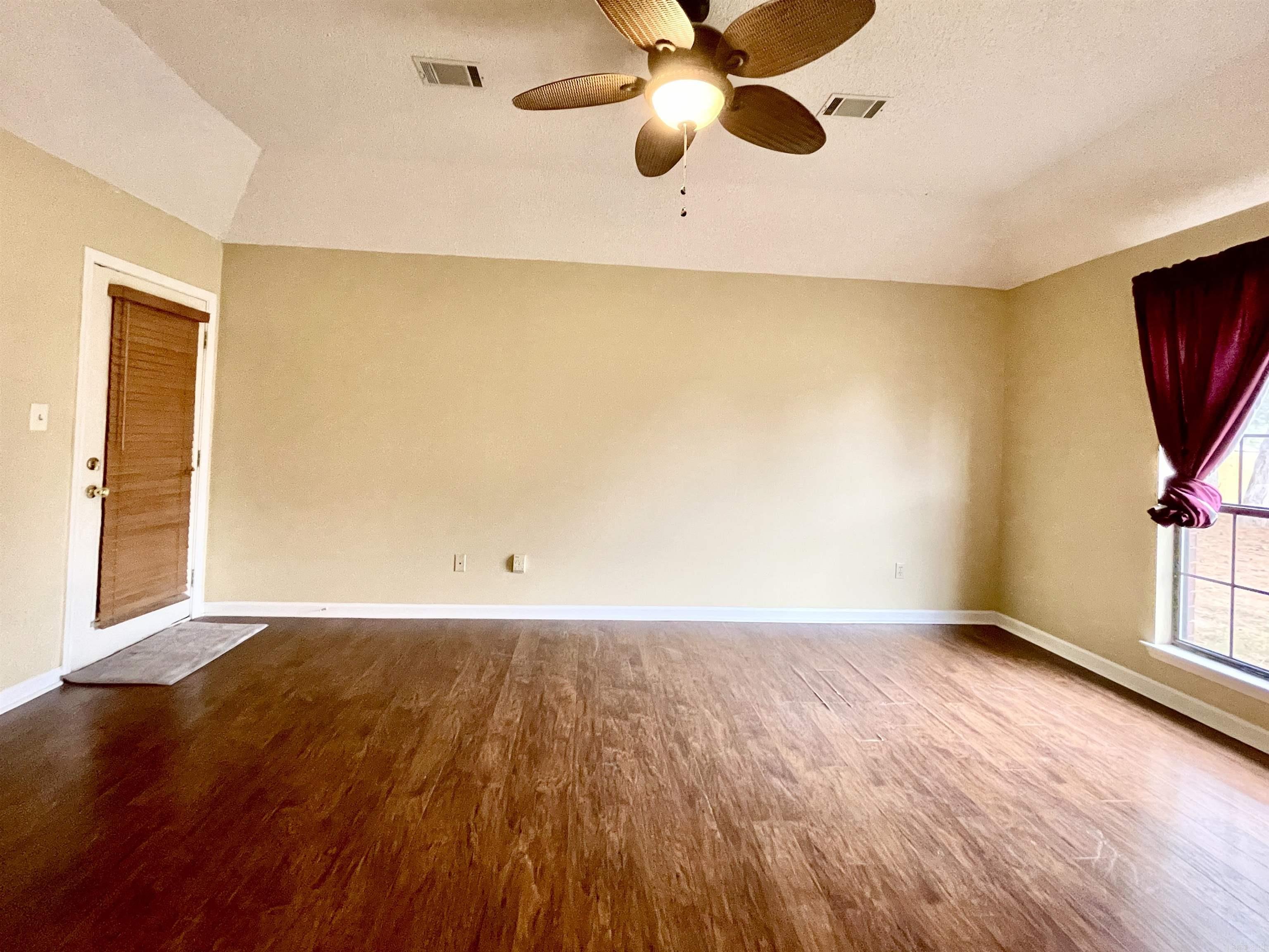 44 Hibiscus Cove  Maumelle, AR