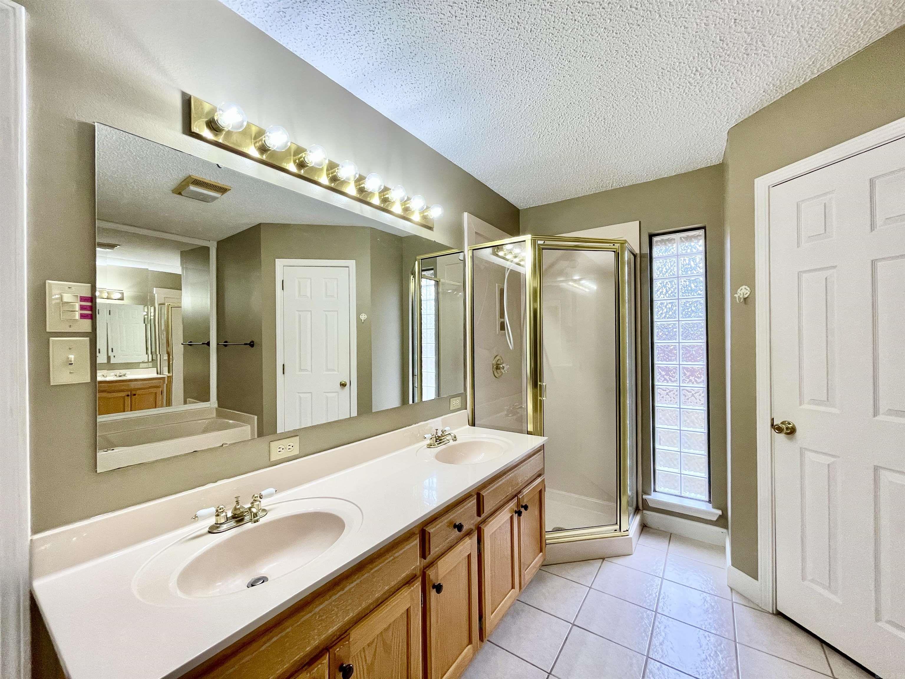 44 Hibiscus Cove  Maumelle, AR