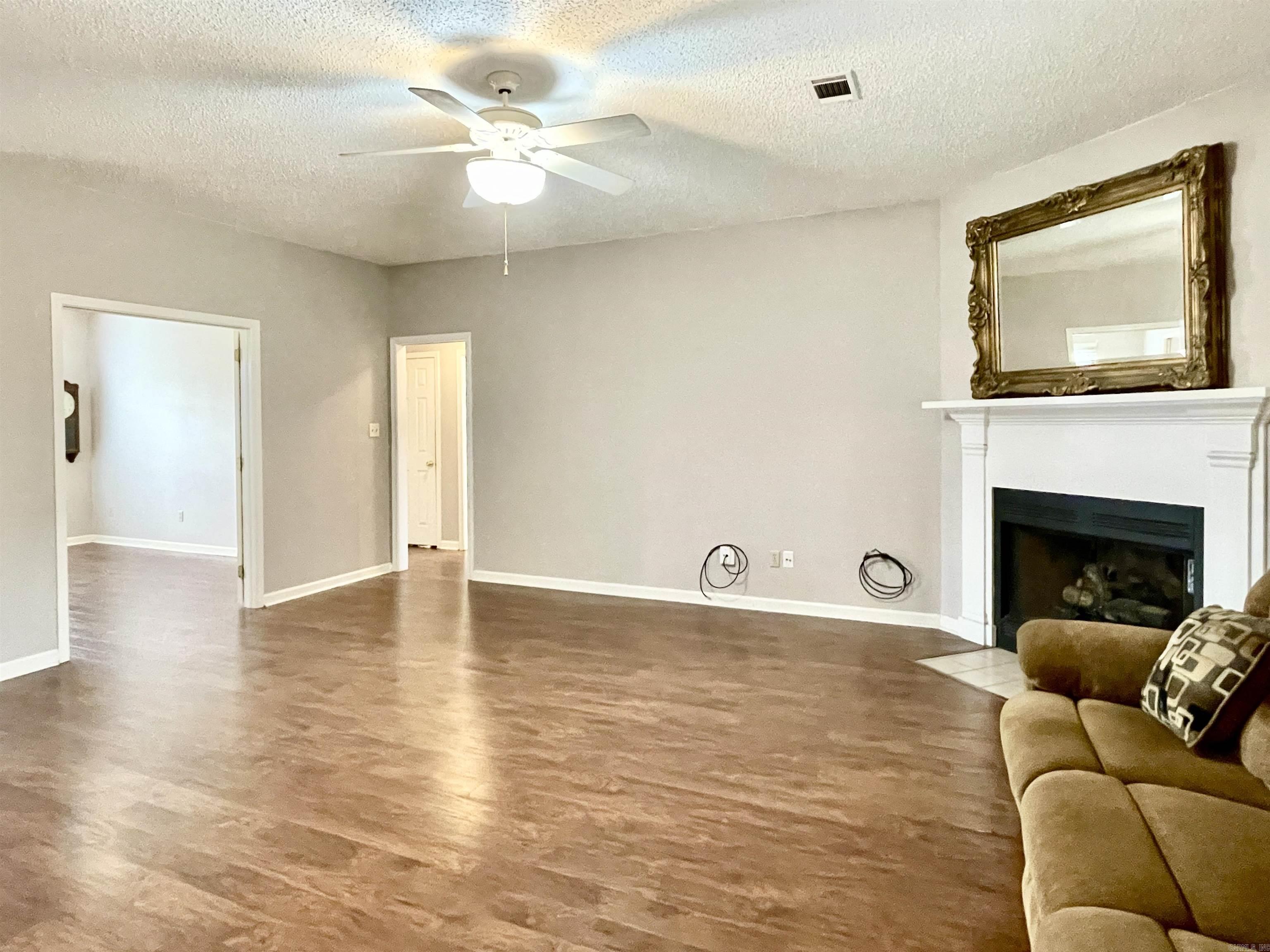 44 Hibiscus Cove  Maumelle, AR