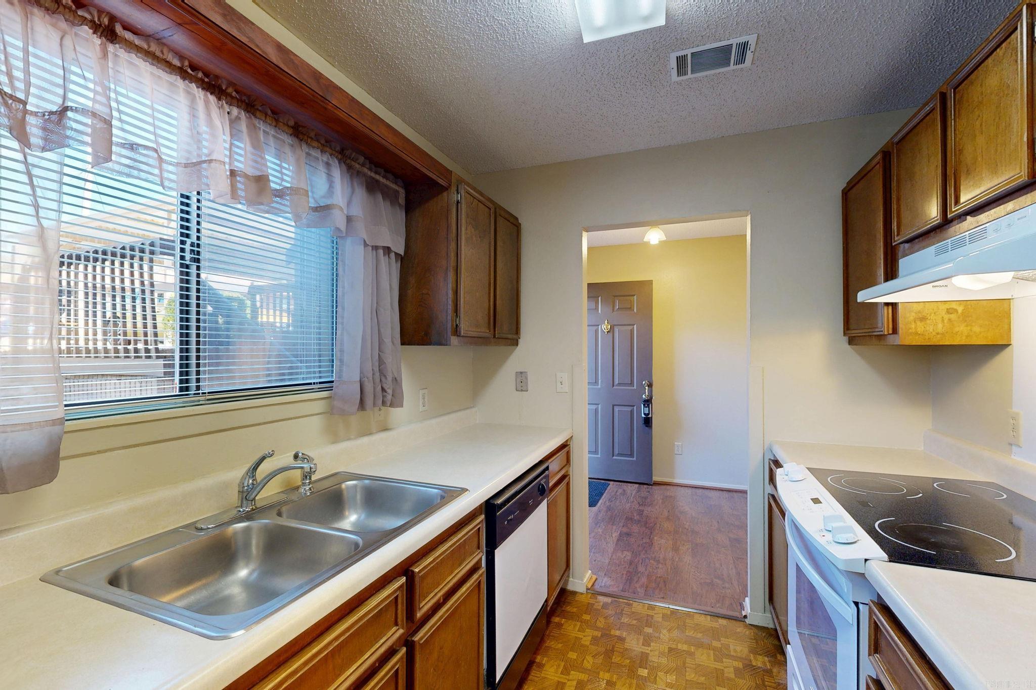 1100 Woodlawn Unit 15 Avenue Hot Springs, AR 71913-0000