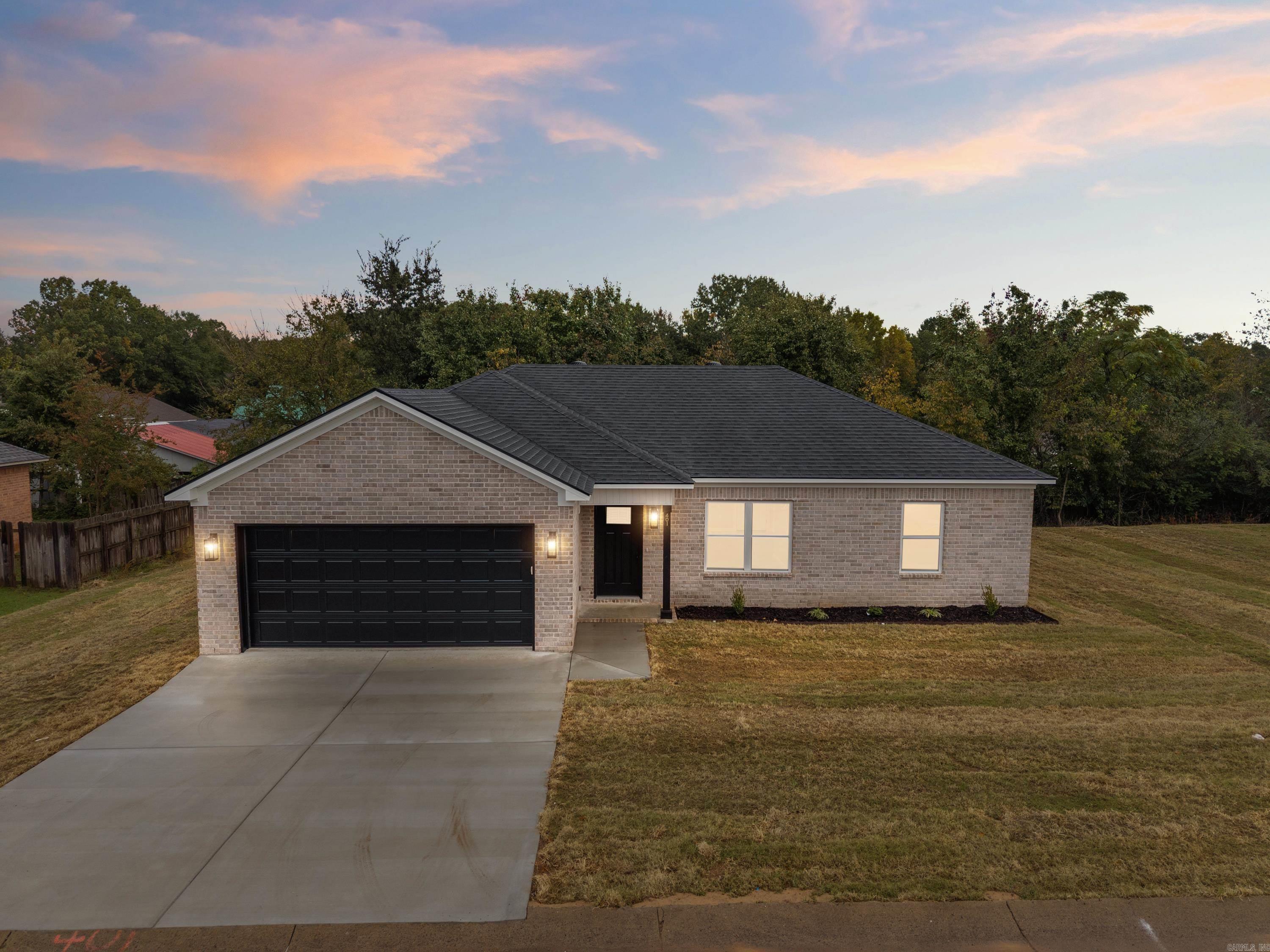 401 Parkway Avenue Morrilton, AR 72110