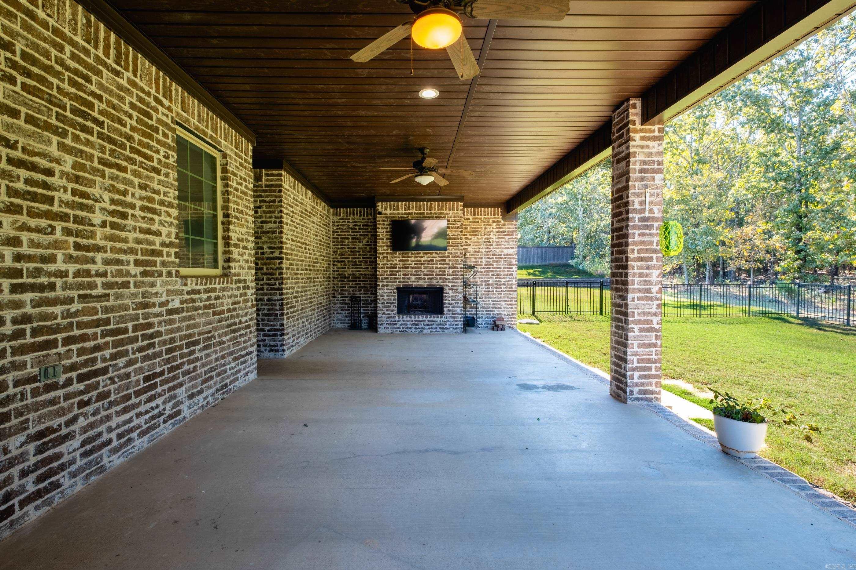 1583 Calcutta Drive Cabot, AR 72023