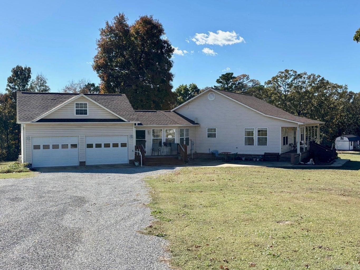 15 White Oak Lane Pleasant Plains, AR 72568