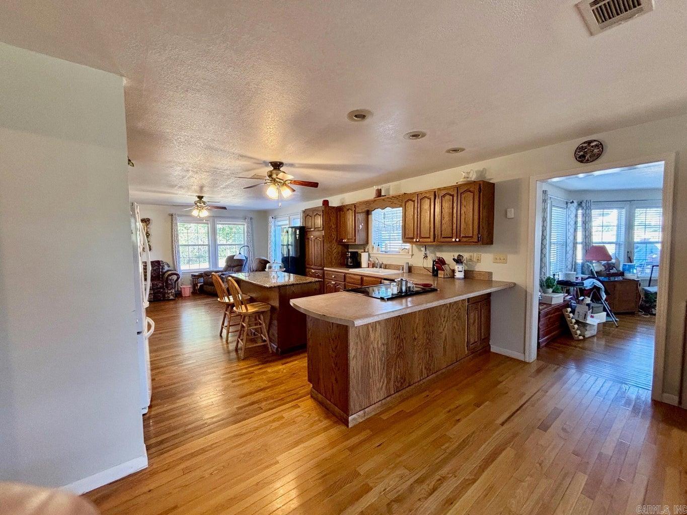 15 White Oak Lane Pleasant Plains, AR 72568