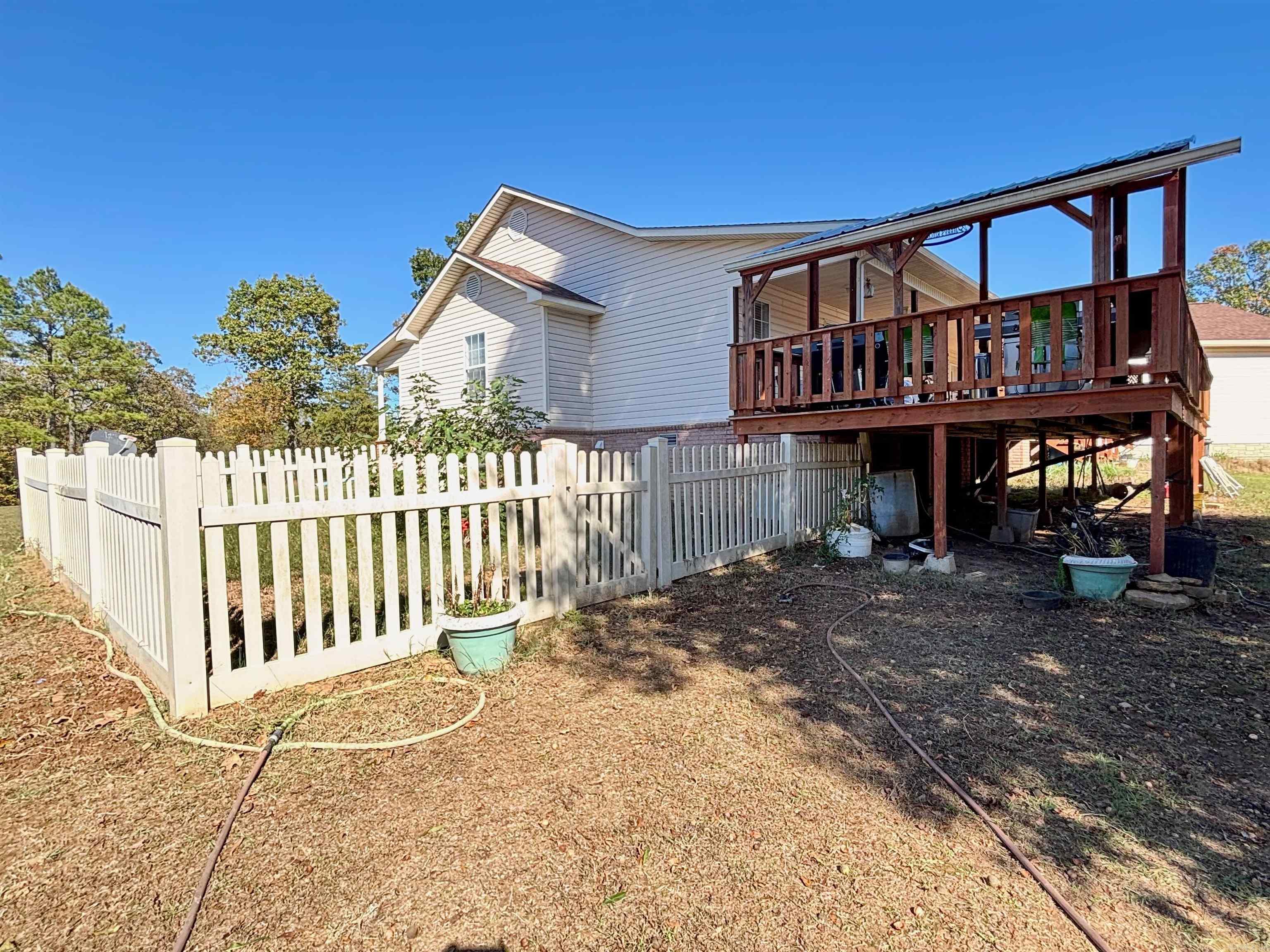 15 White Oak Lane Pleasant Plains, AR 72568