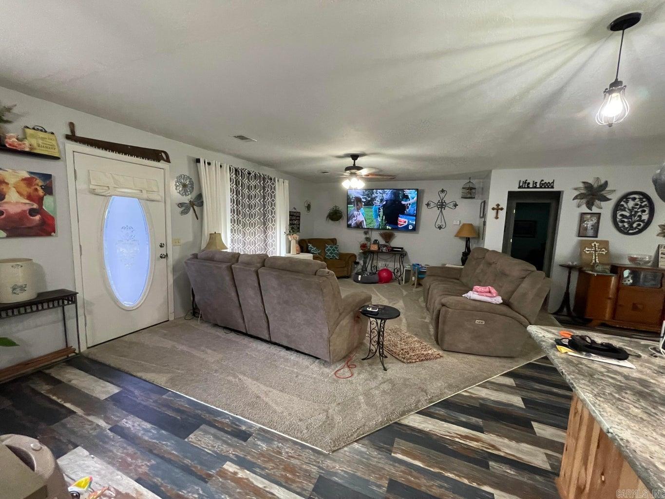 3630 Hwy 167 Ash Flat, AR 72513