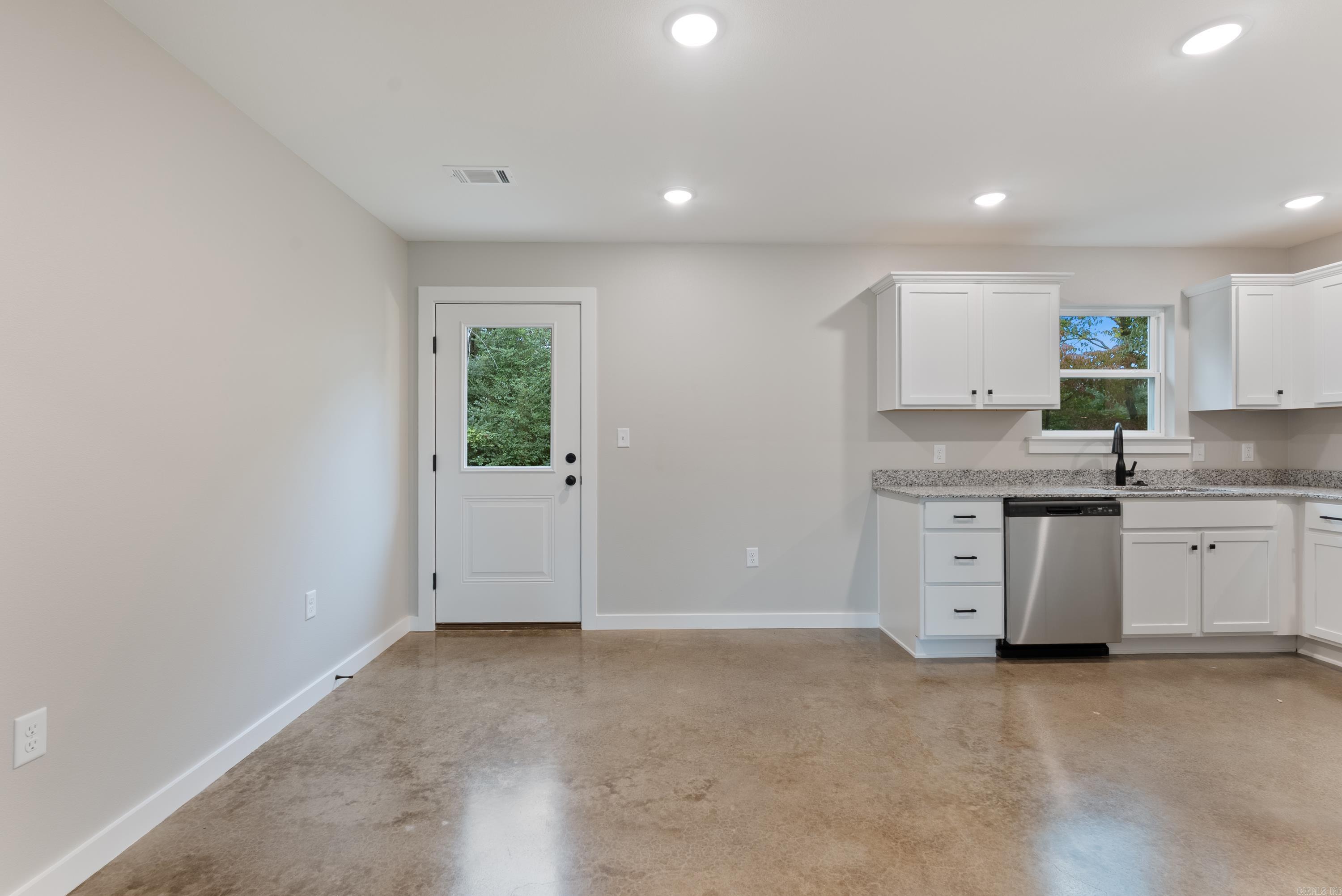 303 Parkway Avenue Morrilton, AR 72110