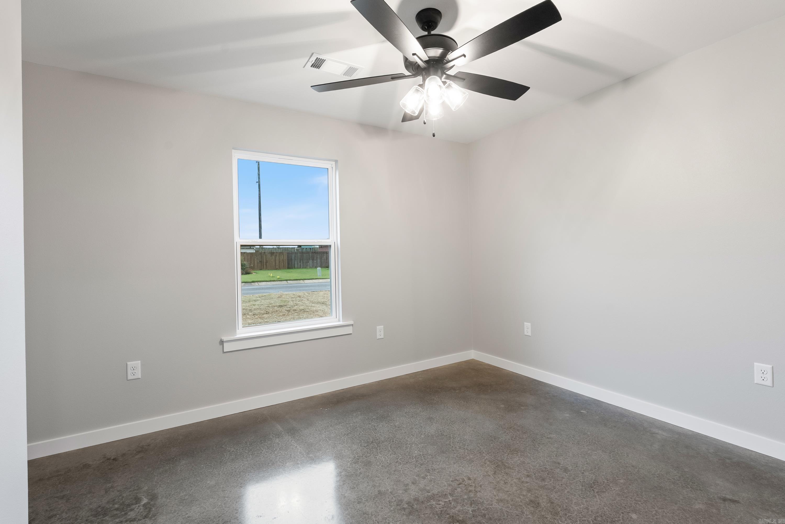 303 Parkway Avenue Morrilton, AR 72110