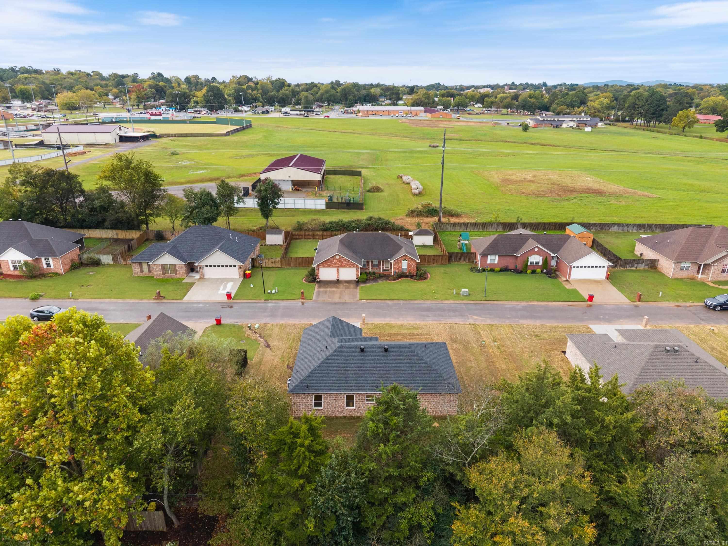 303 Parkway Avenue Morrilton, AR 72110