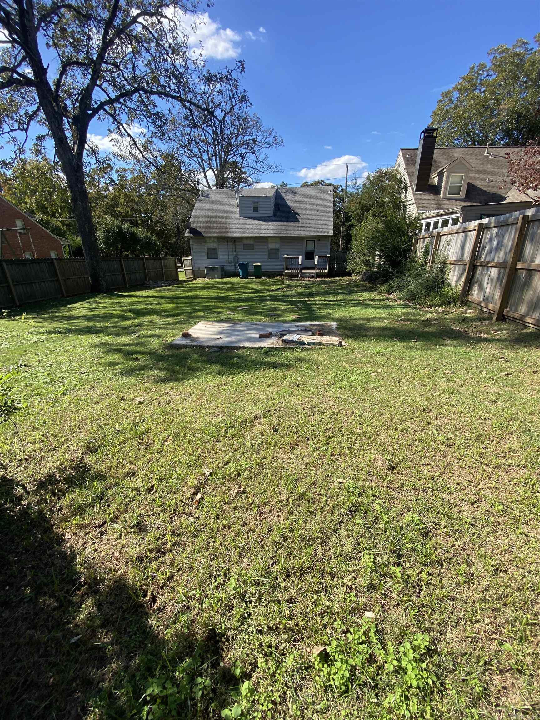 2511 N University  Little Rock, AR