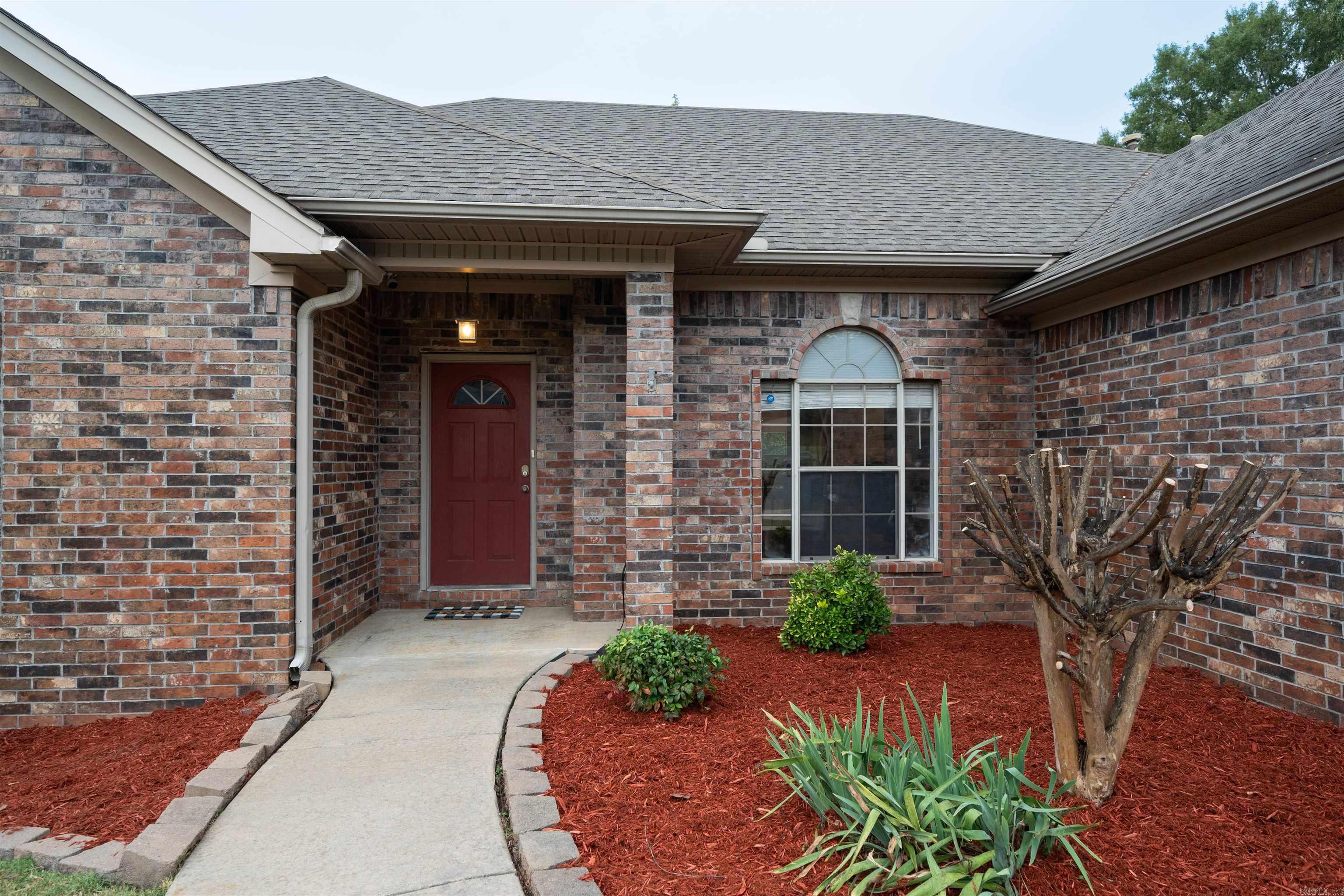 7 Glacier Cove Maumelle, AR 72113