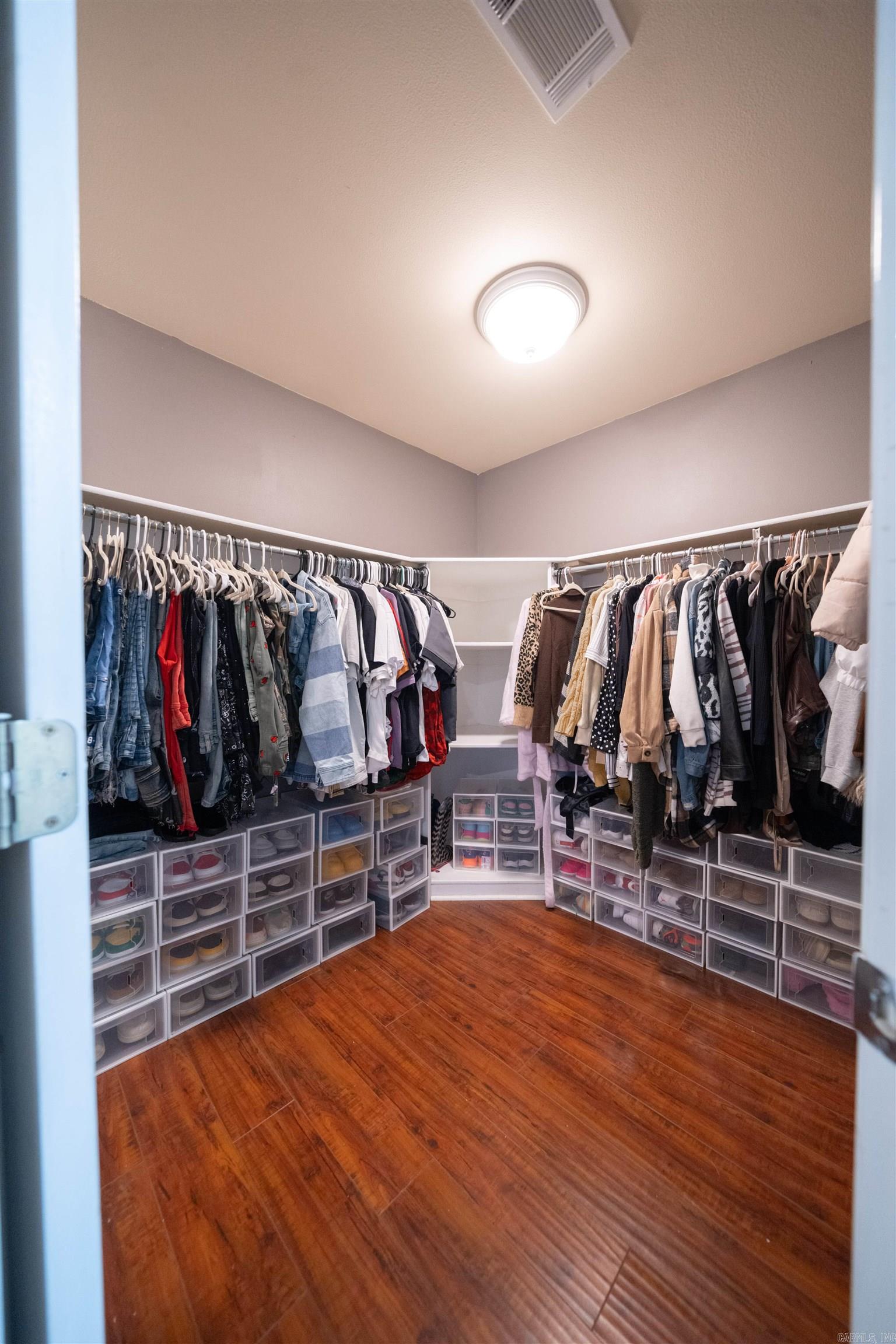 7 Glacier Cove Maumelle, AR 72113