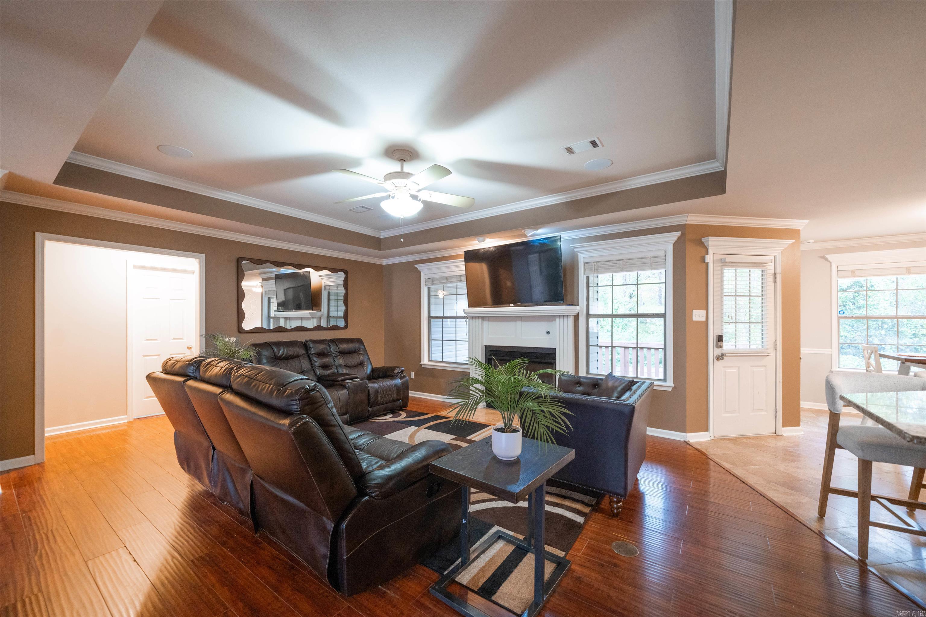 7 Glacier Cove Maumelle, AR 72113