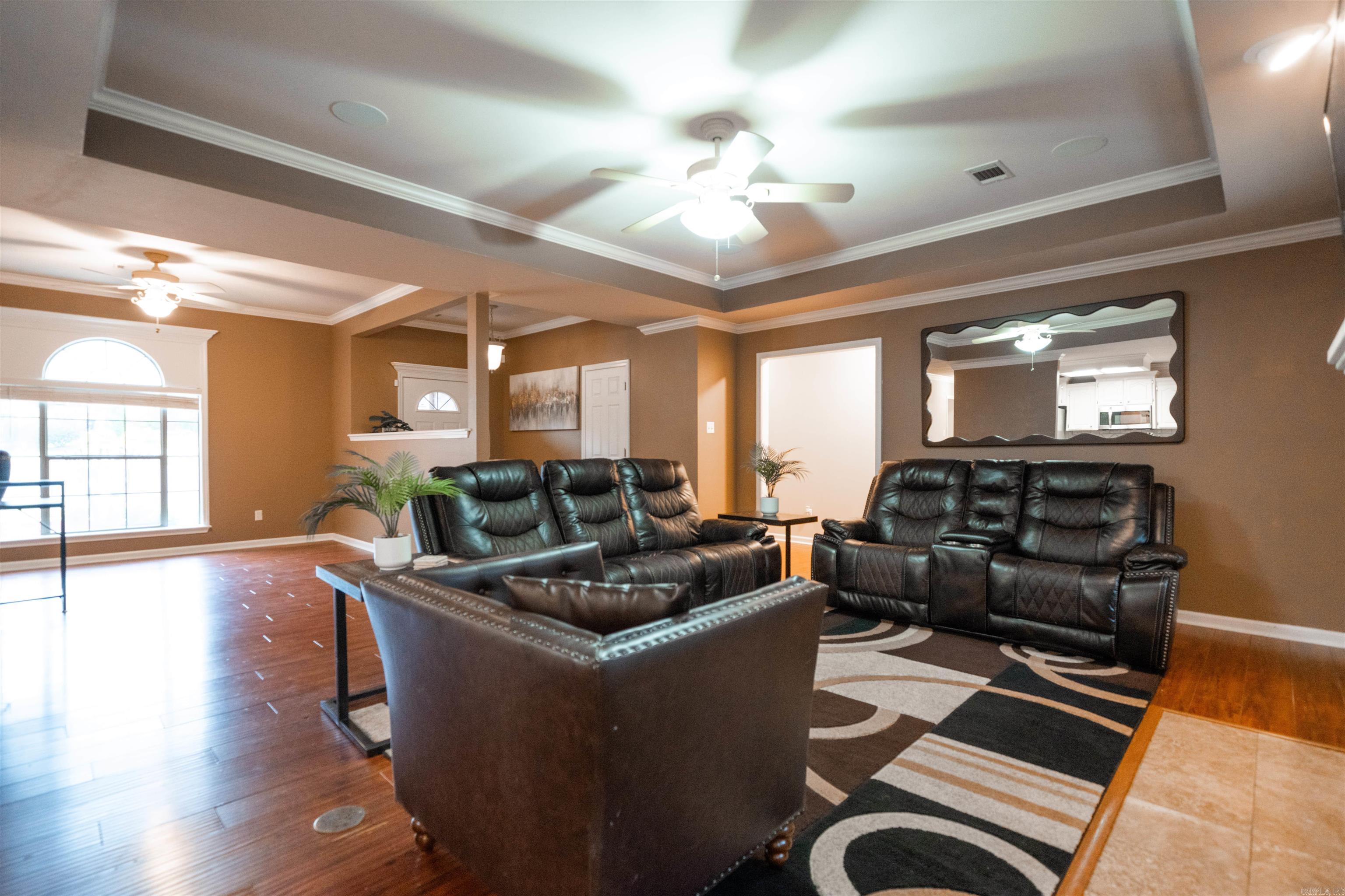 7 Glacier Cove Maumelle, AR 72113