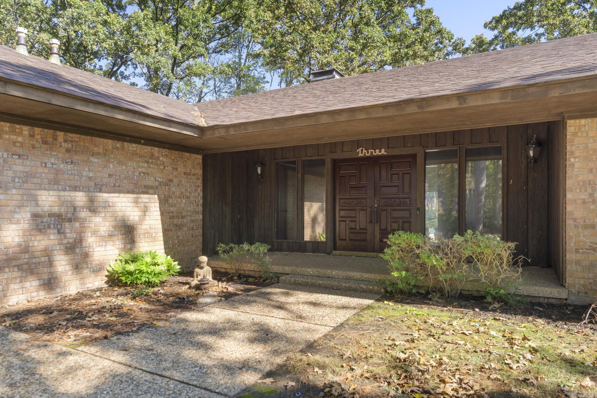 3 Pine Tree Point North Little Rock, AR 72116-8315