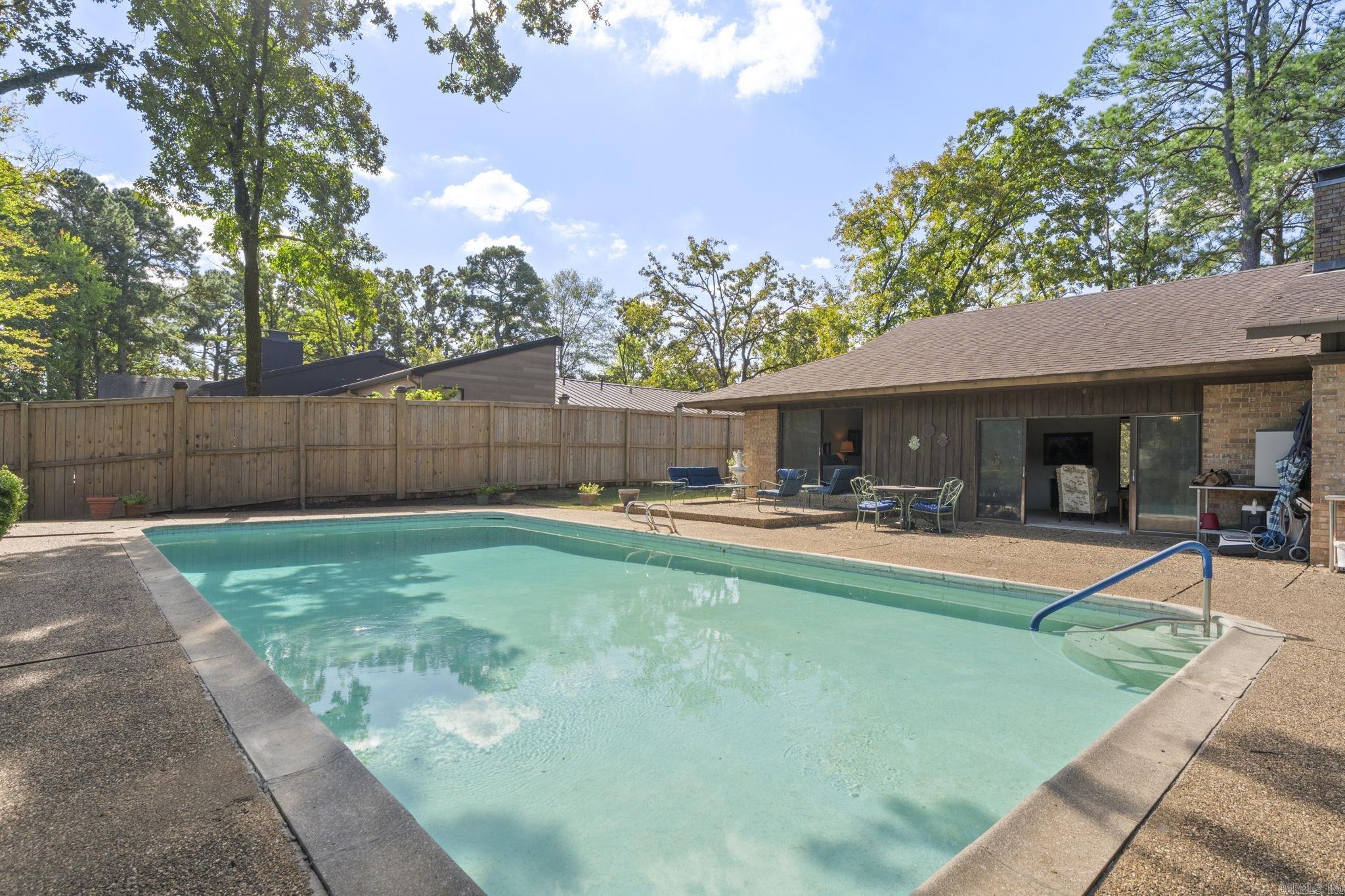 3 Pine Tree Point North Little Rock, AR 72116-8315