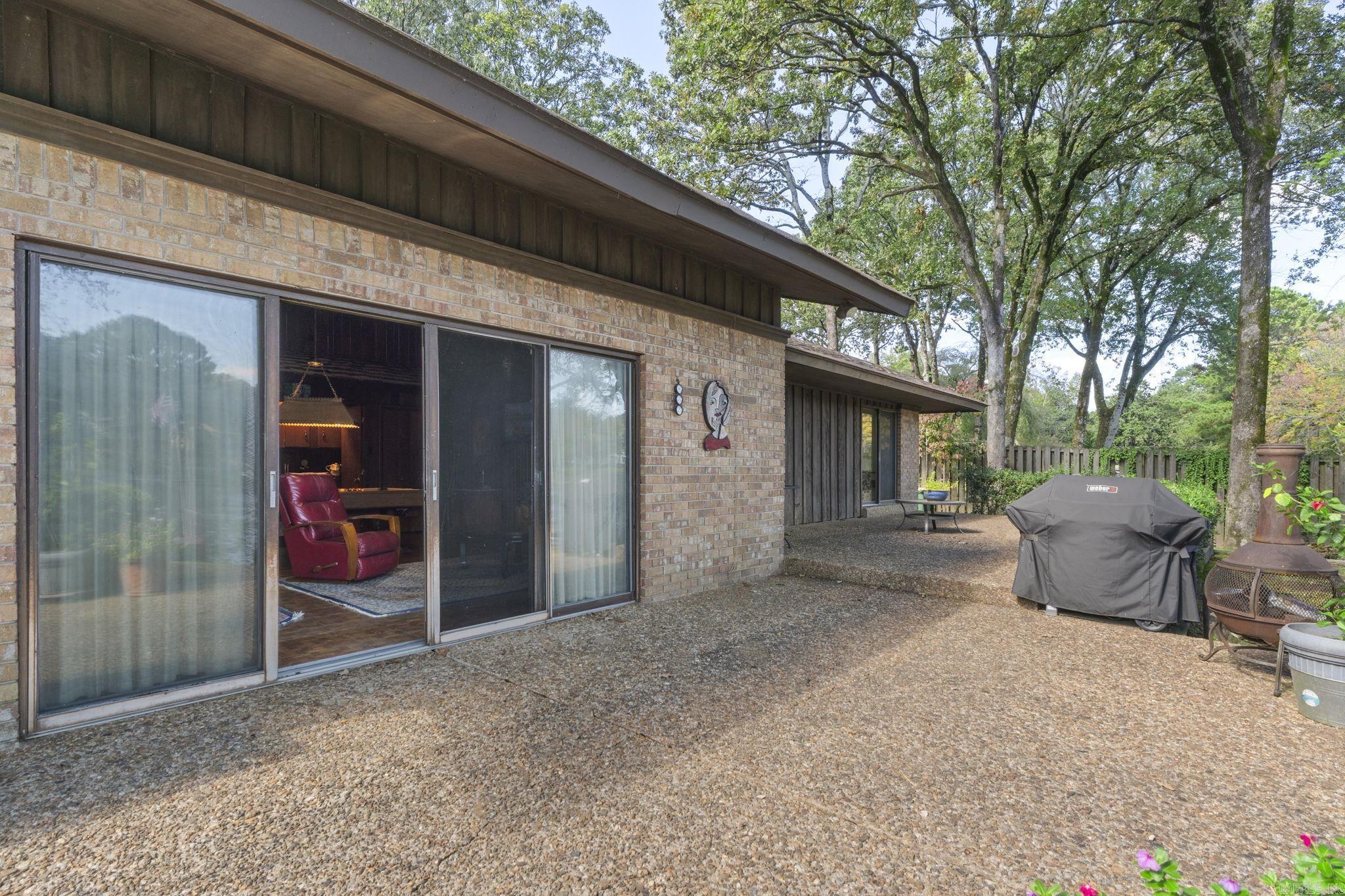 3 Pine Tree Point North Little Rock, AR 72116-8315