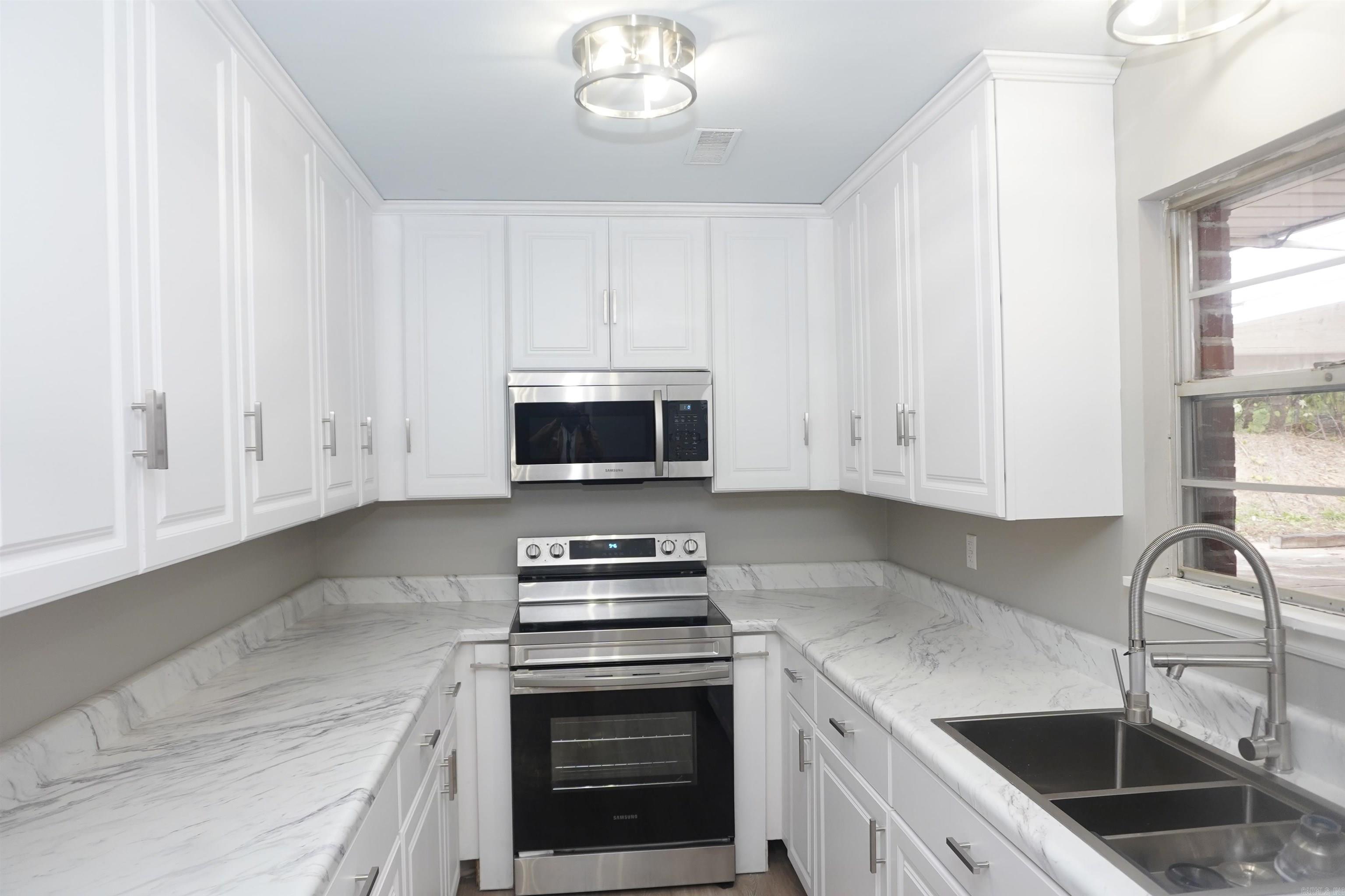 766 Liberty  Helena, AR