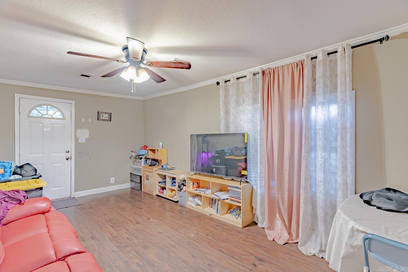 906 N Madison  Jonesboro, AR