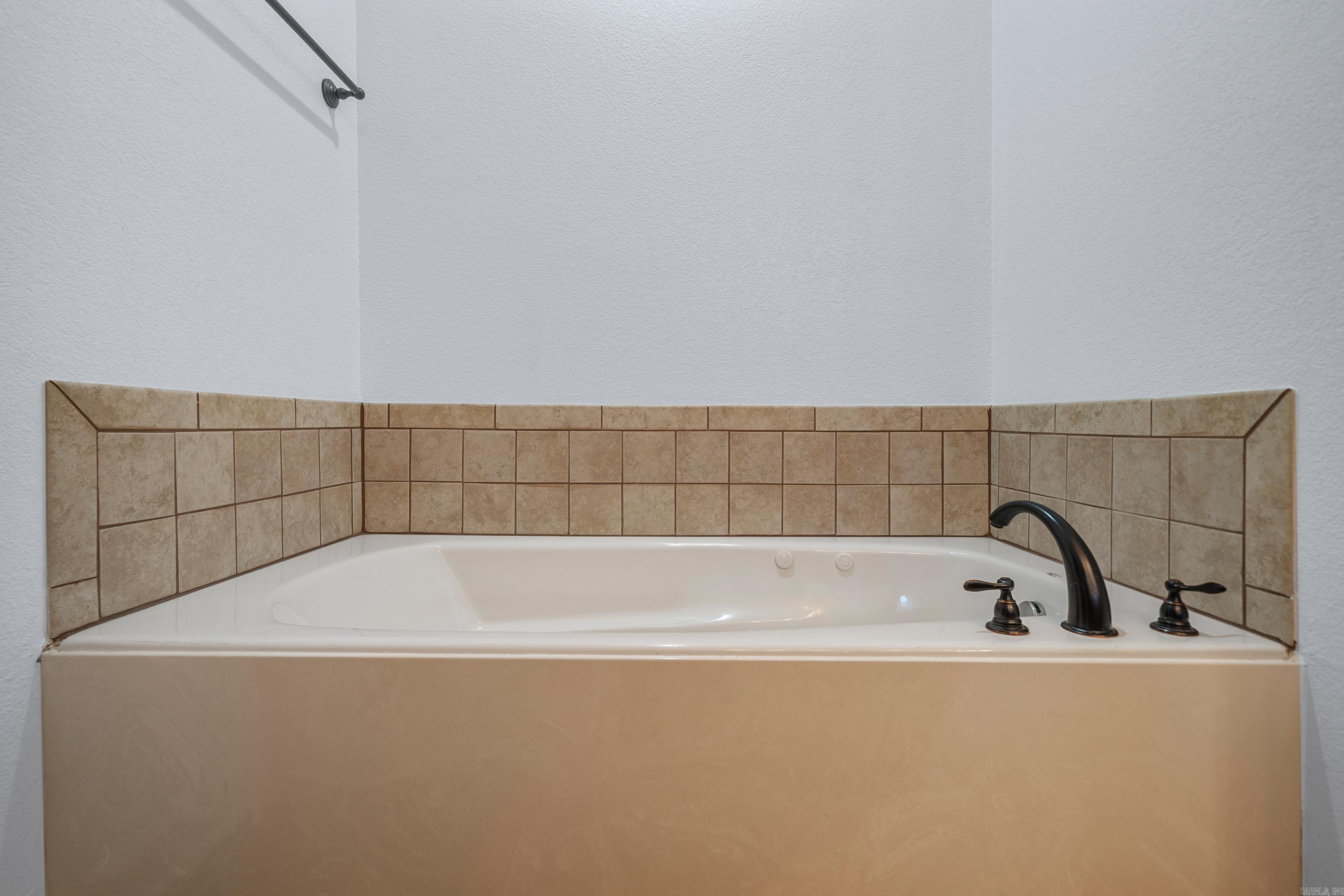 197 E Catherine Heights  Hot Springs, AR