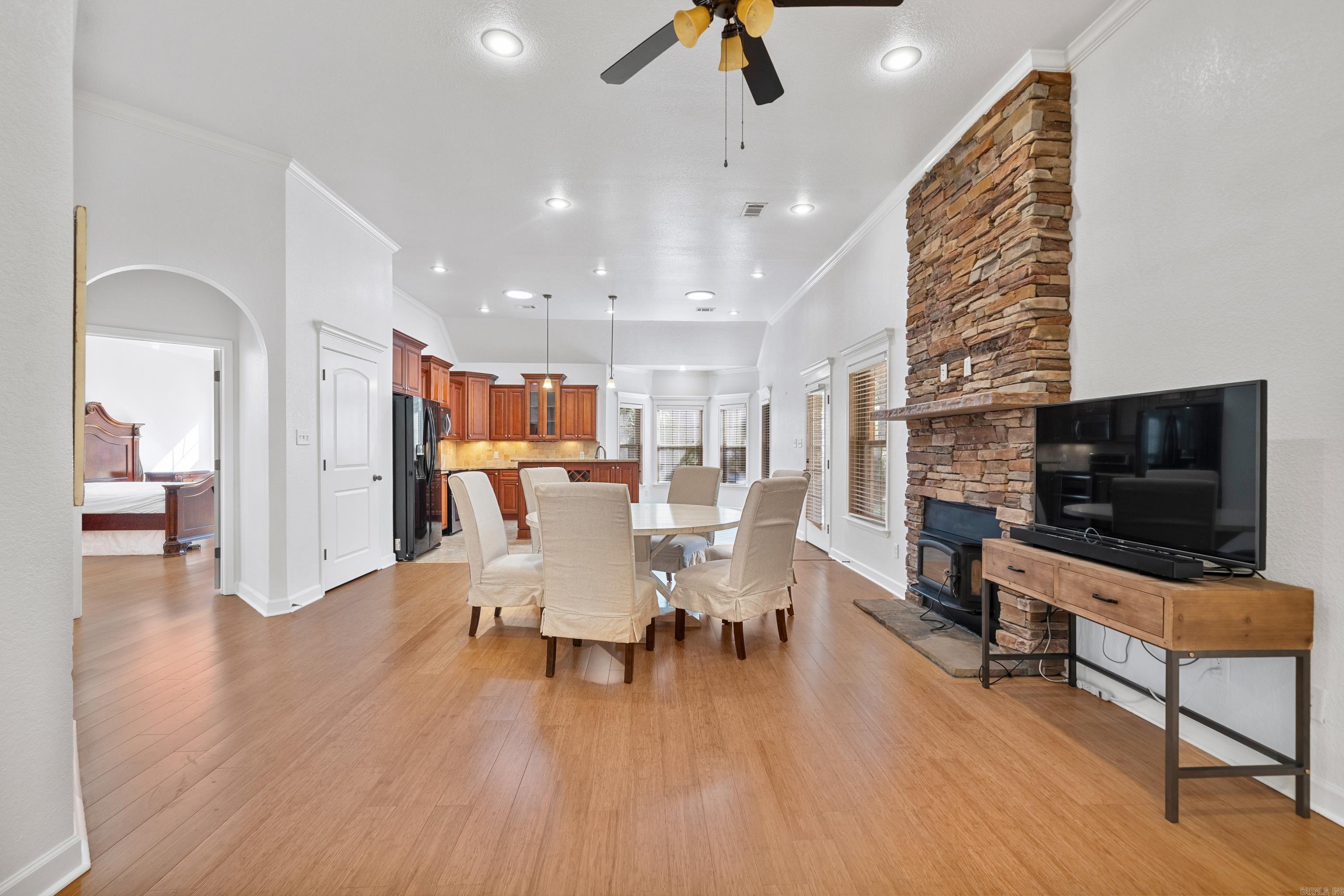 197 E Catherine Heights  Hot Springs, AR