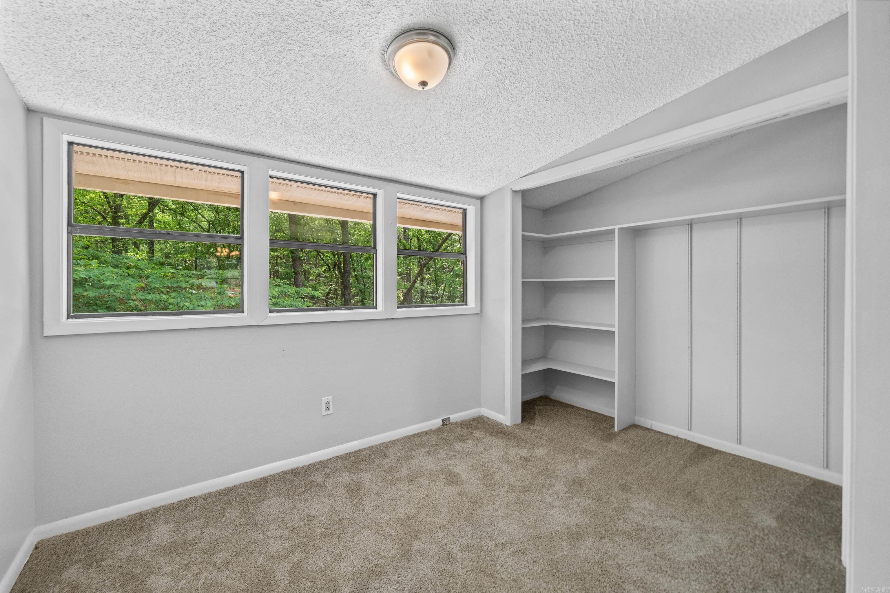 73 PERRALENA WAY Hot Springs Village, AR 71909