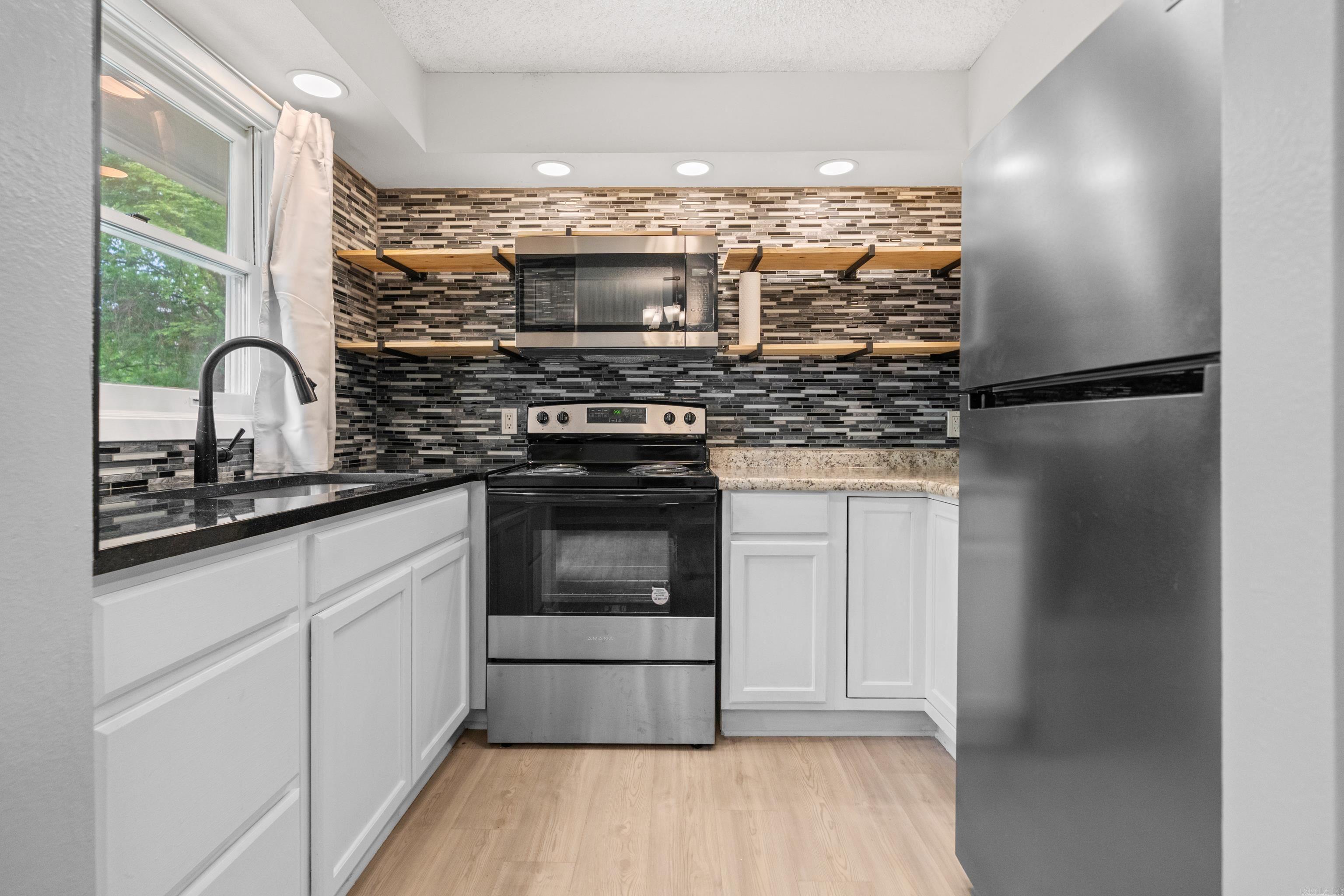 73 PERRALENA WAY Hot Springs Village, AR 71909