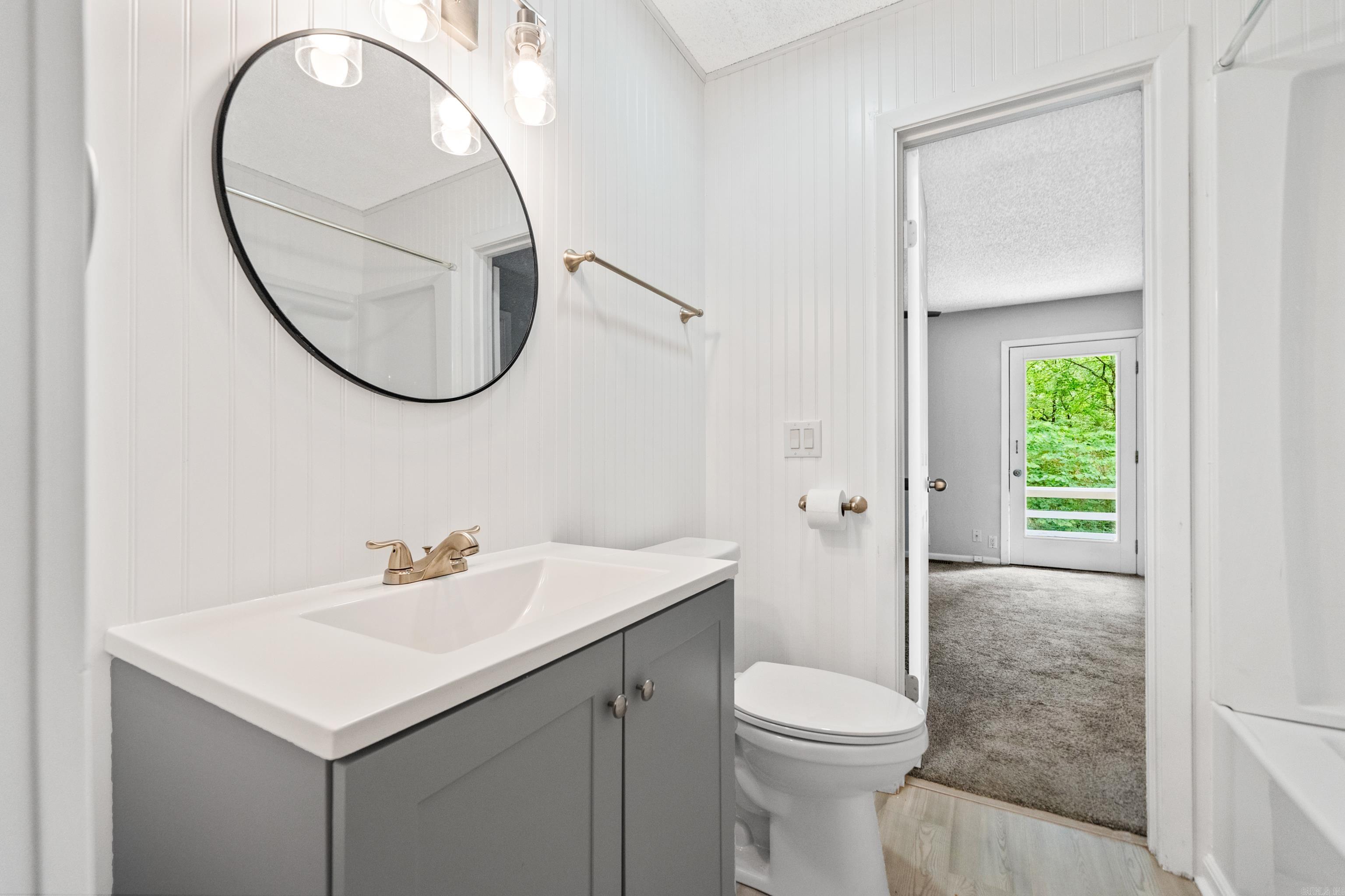 73 PERRALENA WAY Hot Springs Village, AR 71909