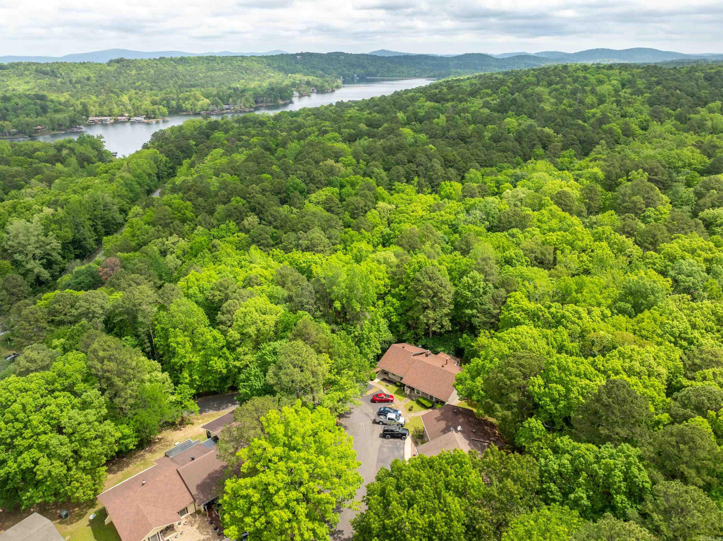 73 PERRALENA WAY Hot Springs Village, AR 71909