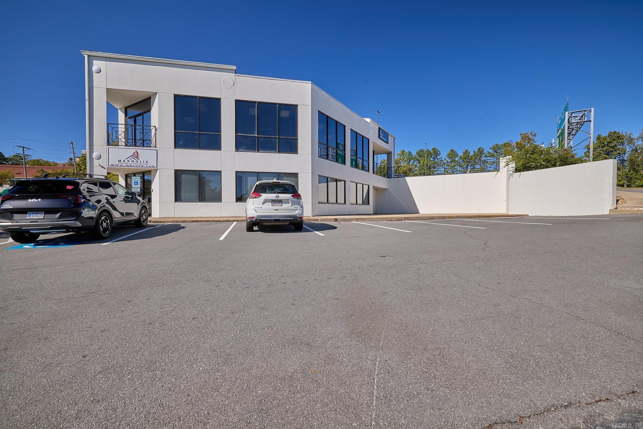 10901 Financial Centre Parkway  Little Rock, AR