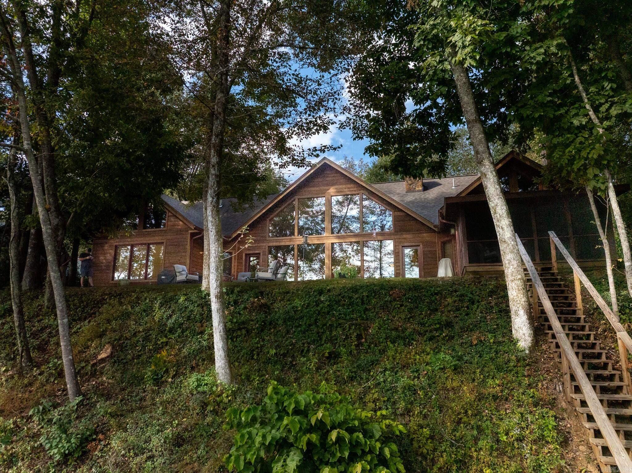 1215 Ferguson  Heber Springs, AR