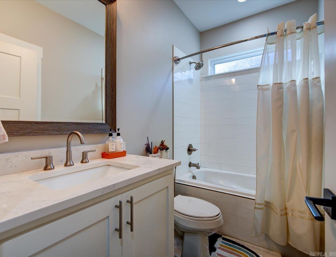 126 Luek Lane Hot Springs, AR 71913