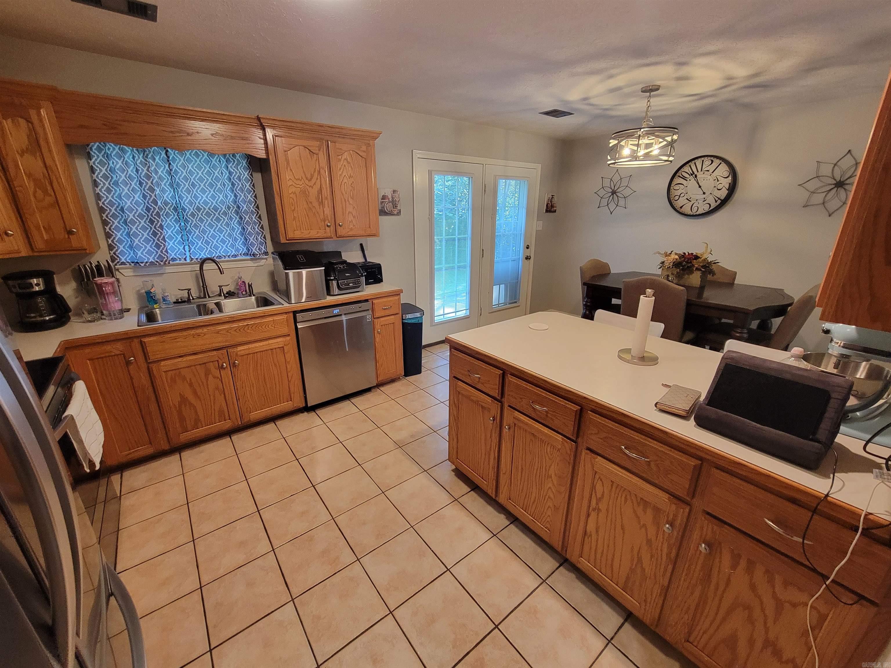 88 North Hills Greenbrier, AR 72058