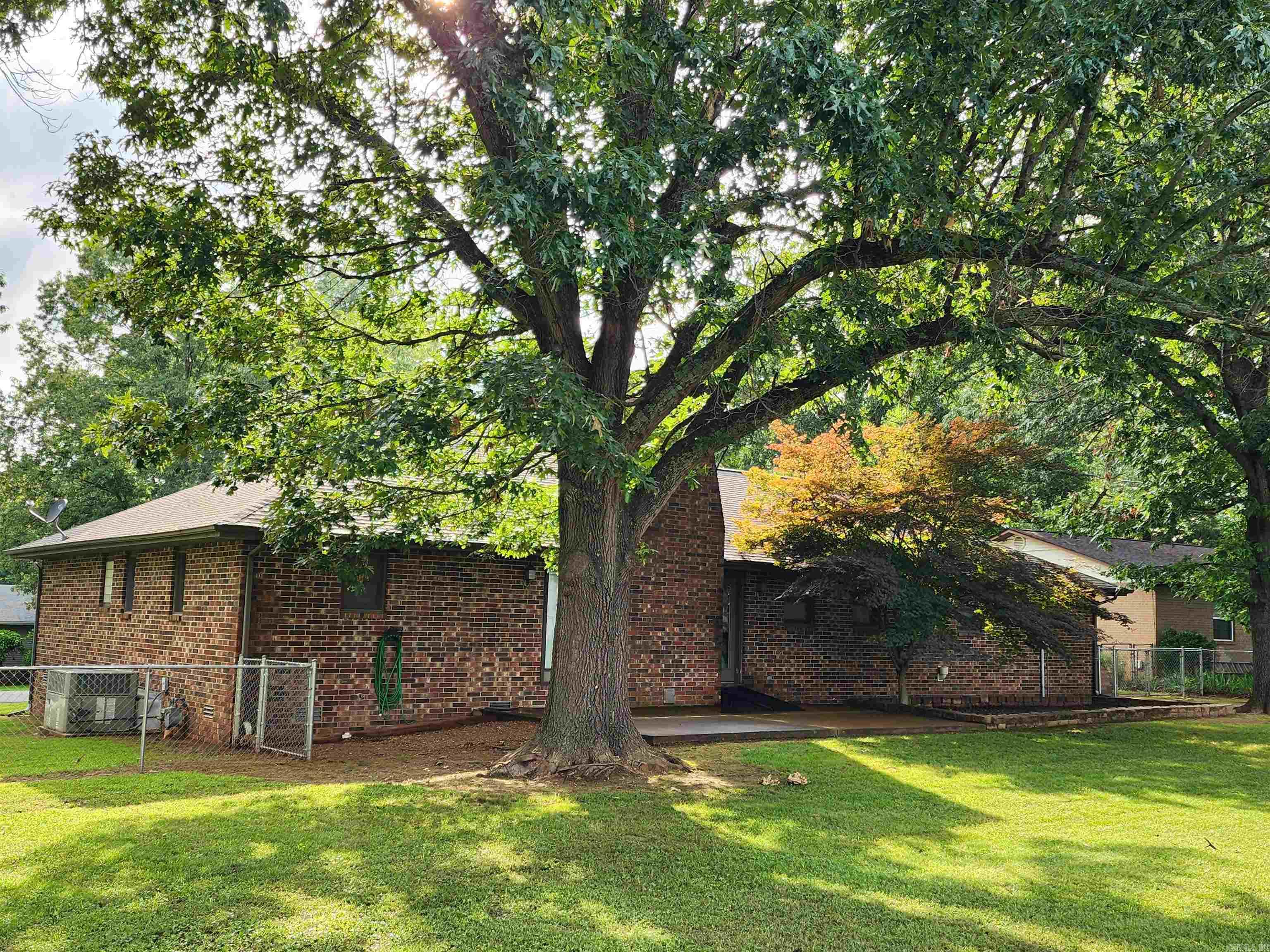 1805 Van Buren  Mountain Home, AR