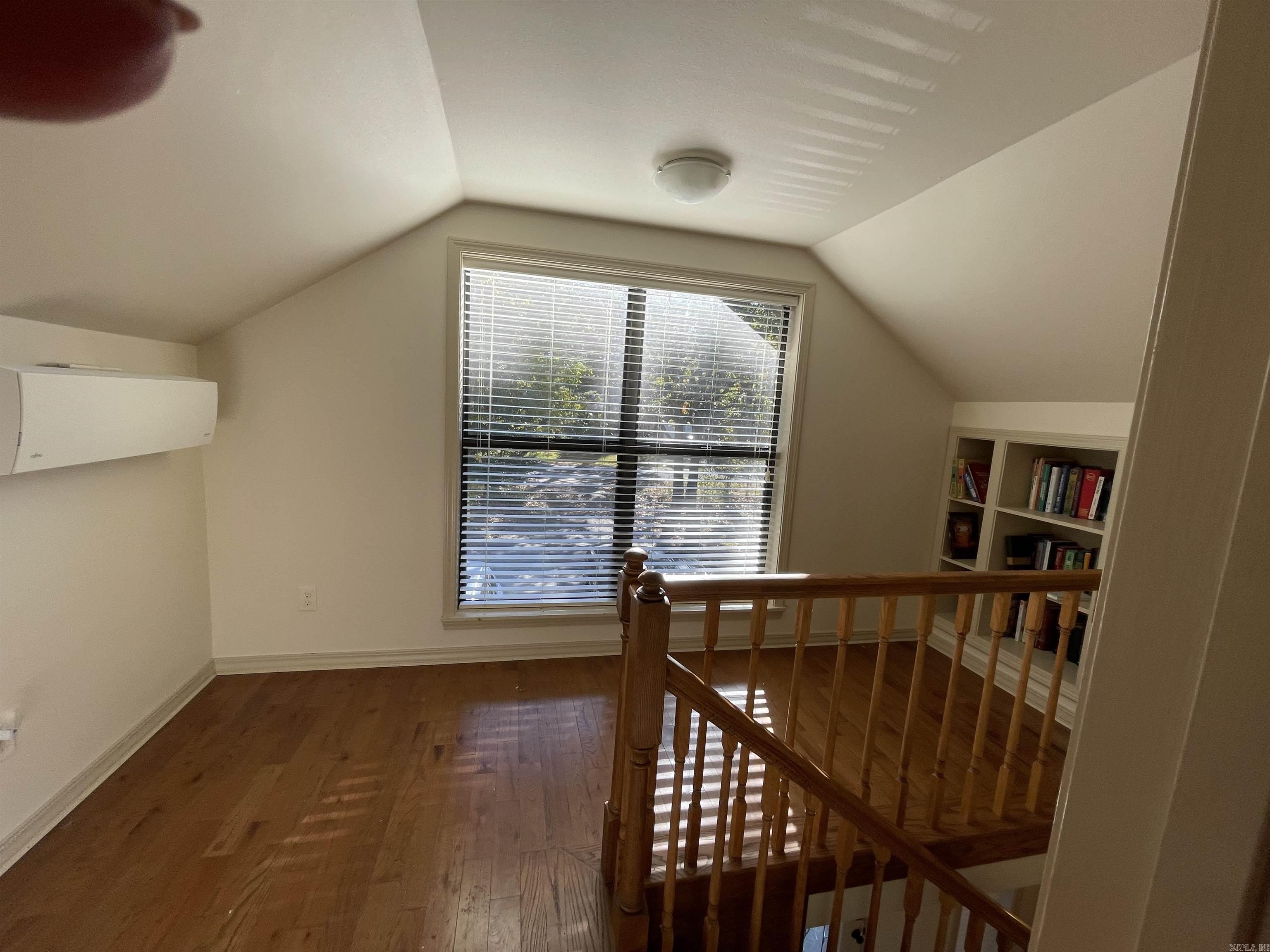 106 Danial  Fairfield Bay, AR