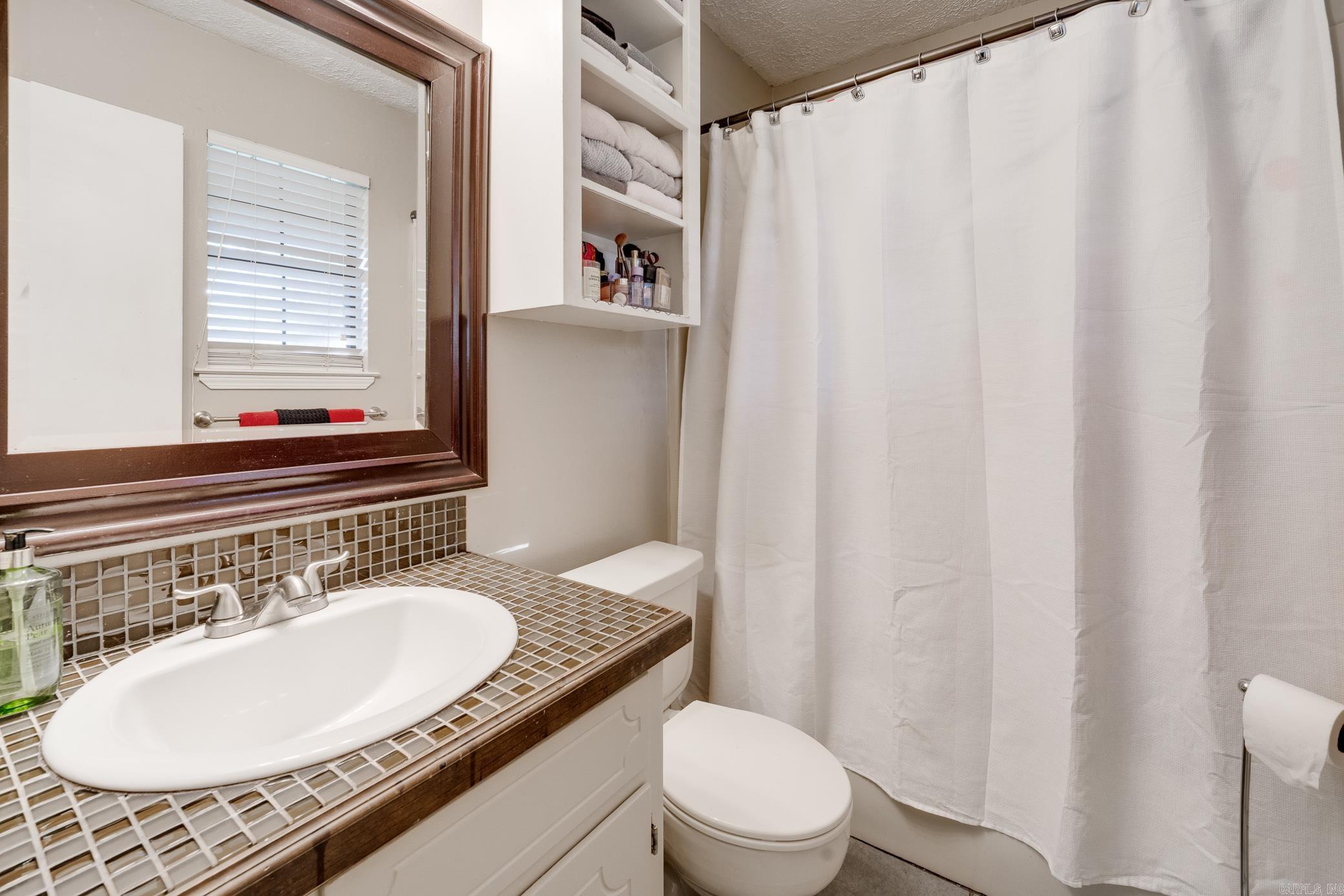 9 Foxmoor Circle Conway, AR 72032