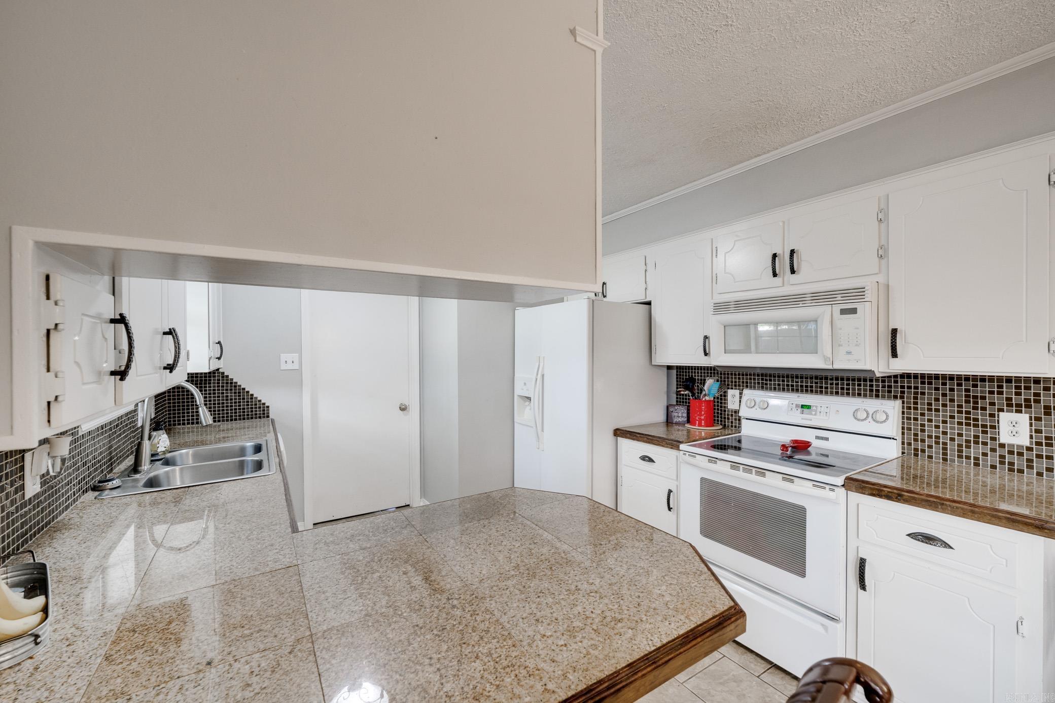 9 Foxmoor Circle Conway, AR 72032