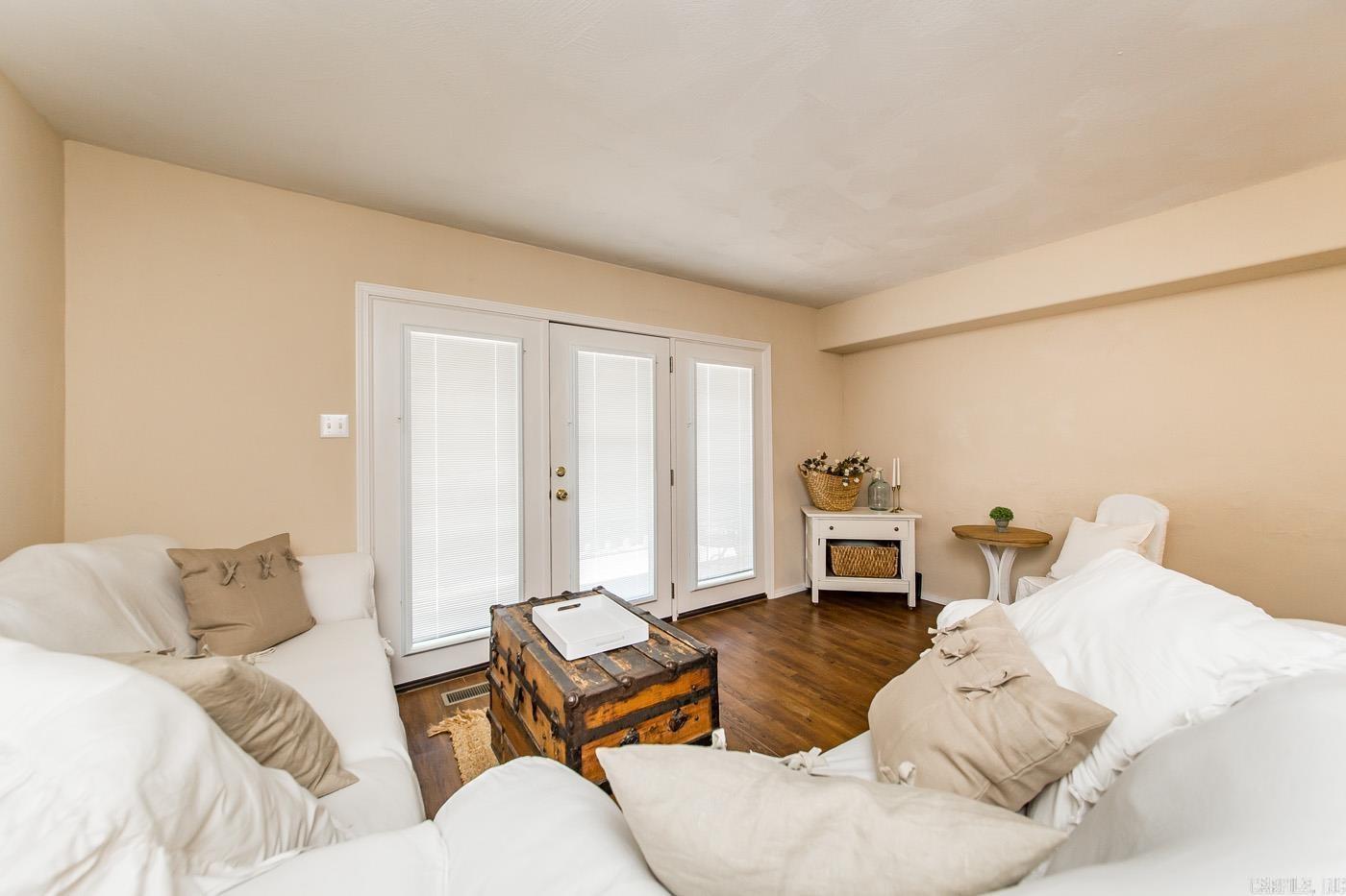 601 Dave Creek  Fairfield Bay, AR