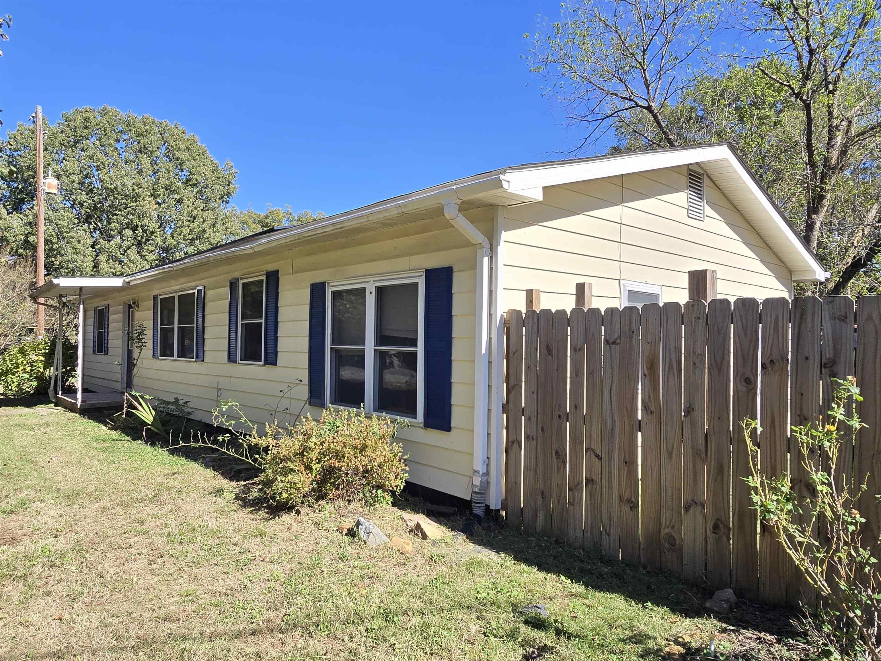 9 Center  Mayflower, AR