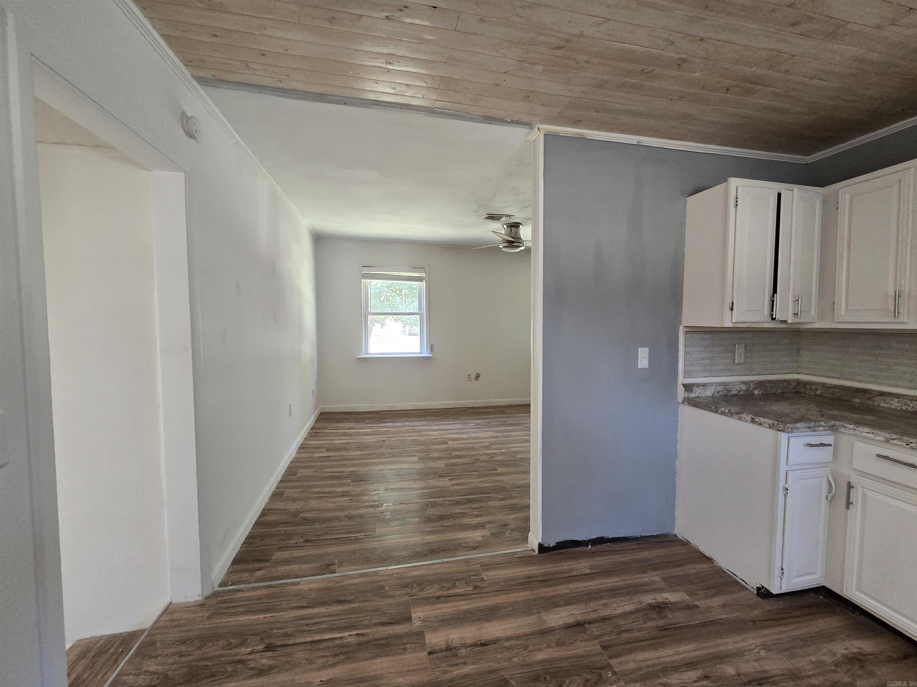 9 Center  Mayflower, AR