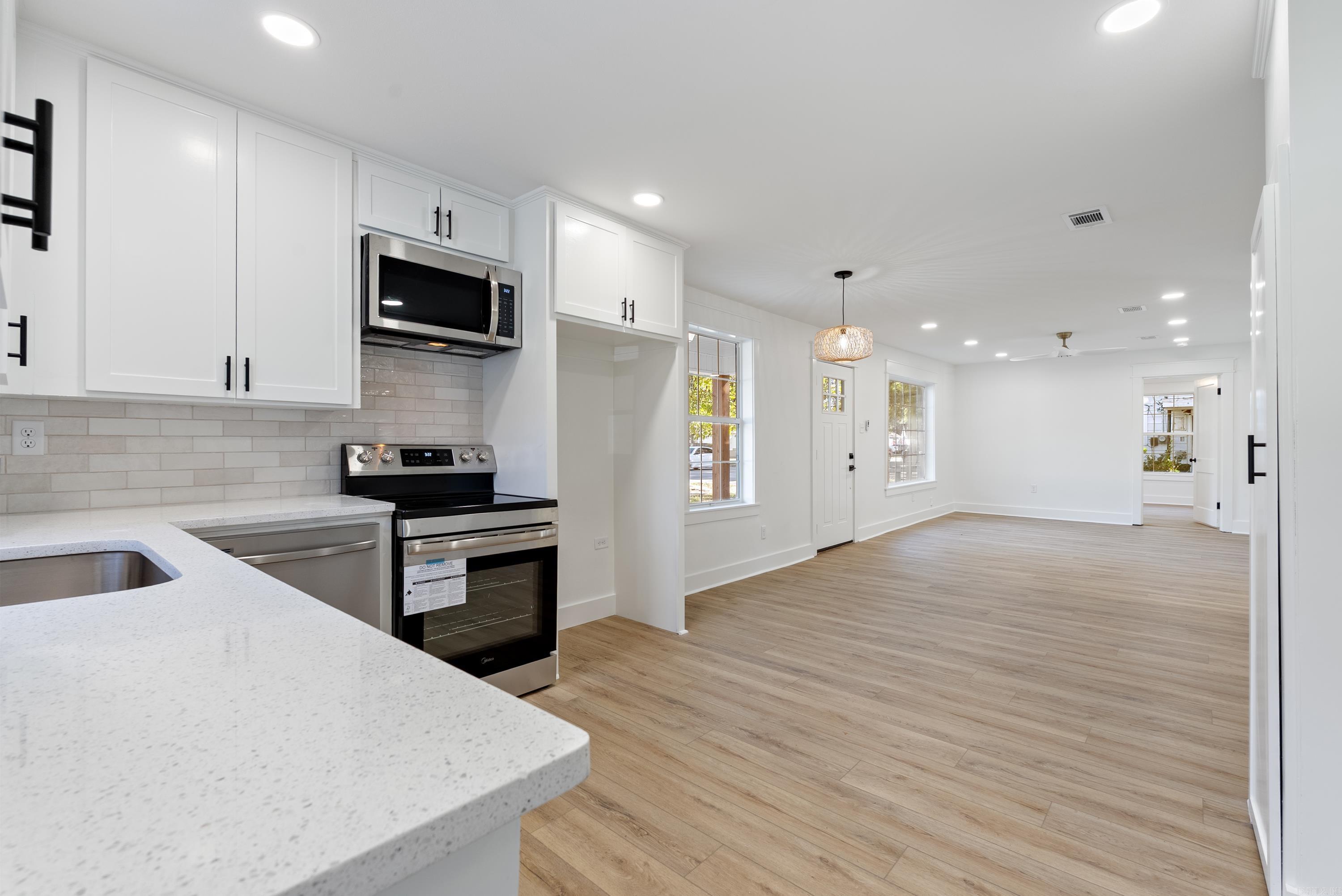 1069 Donaghey  Conway, AR