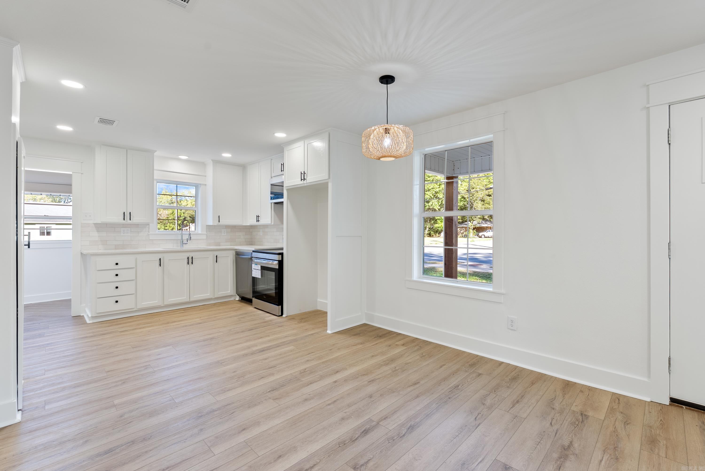 1069 Donaghey  Conway, AR