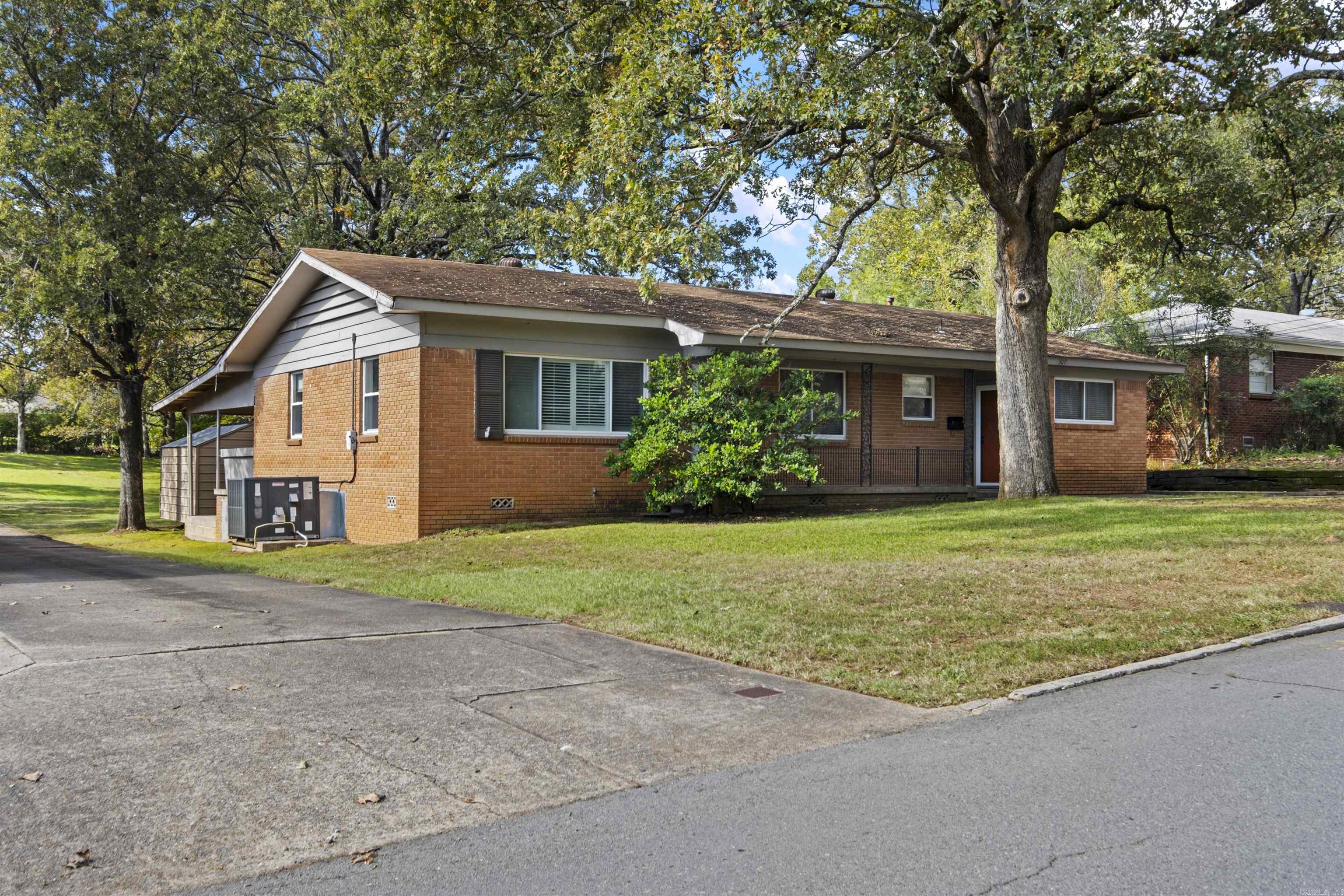 307 S Claremont  Sherwood, AR