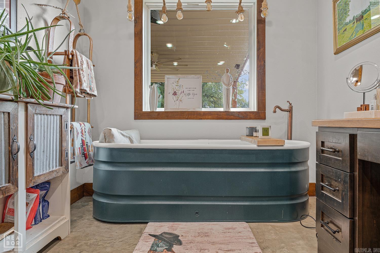 1387 Greene Road 517  Marmaduke, AR