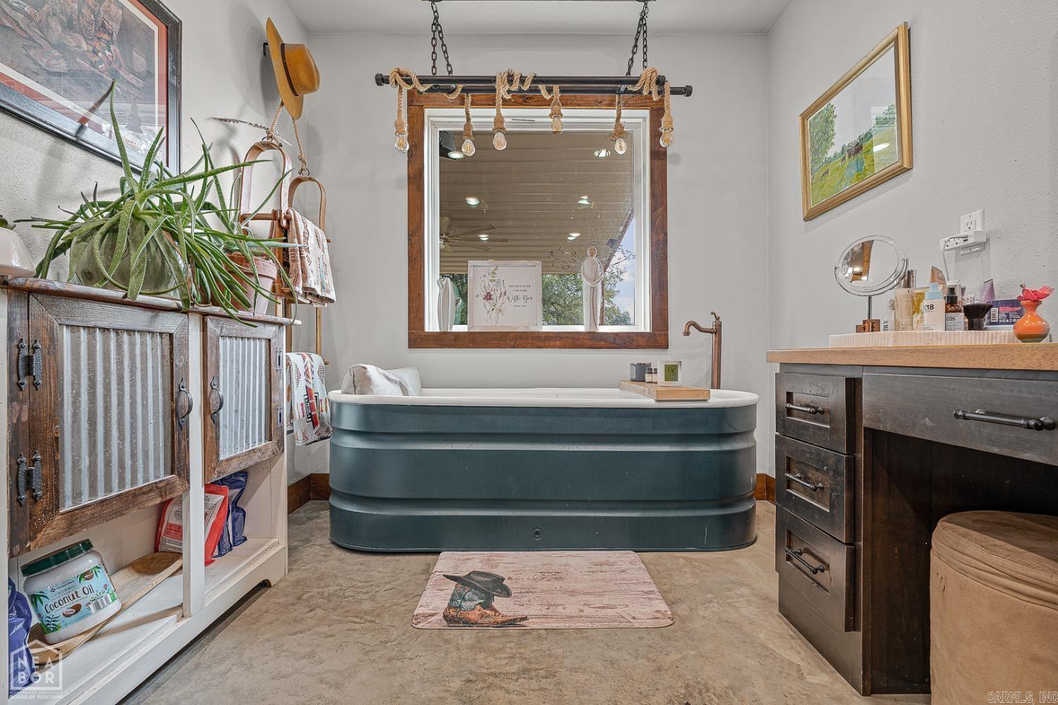 1387 Greene Road 517  Marmaduke, AR