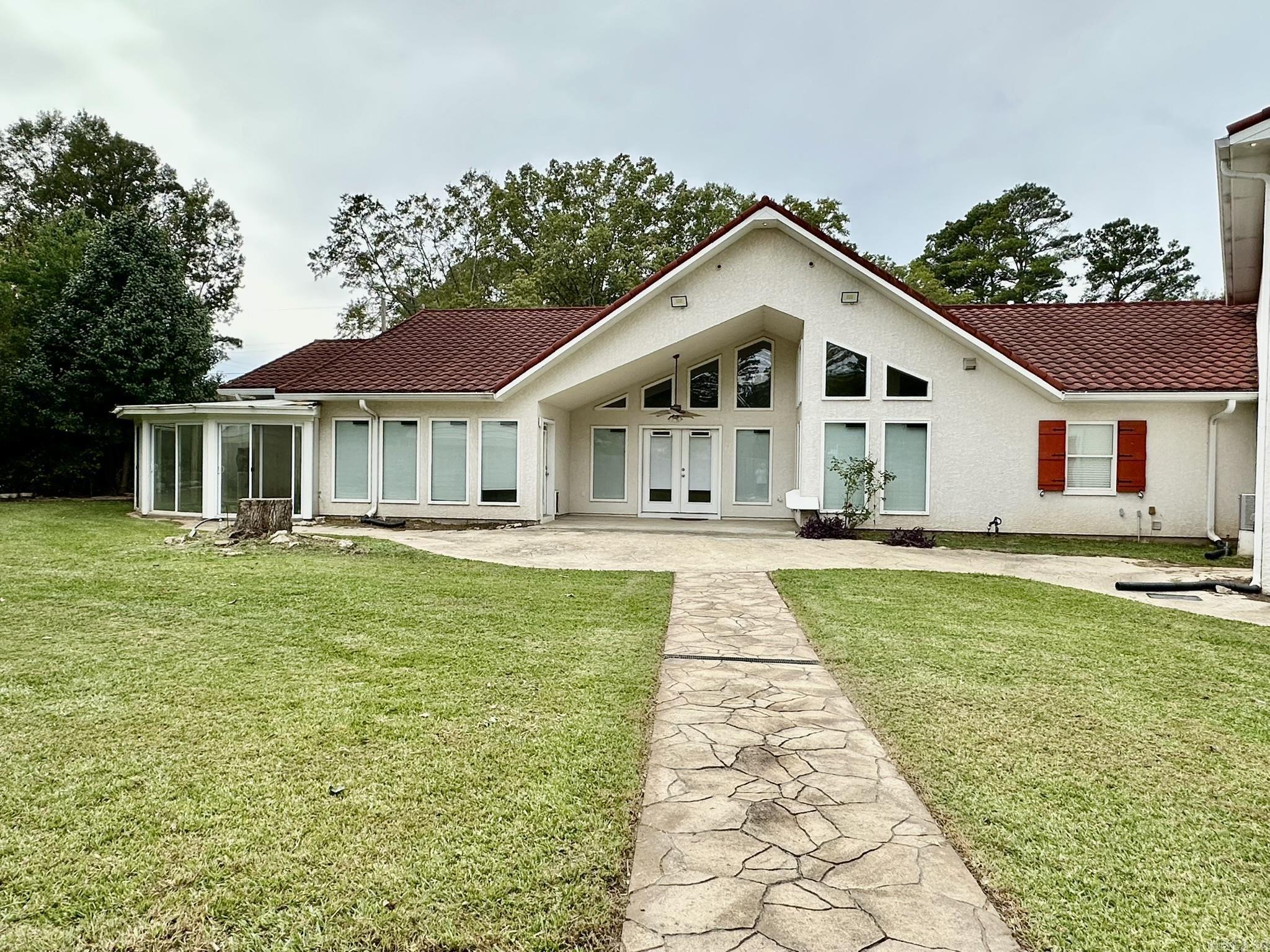 211 RG Lagrone Dr Hamburg, AR 71646