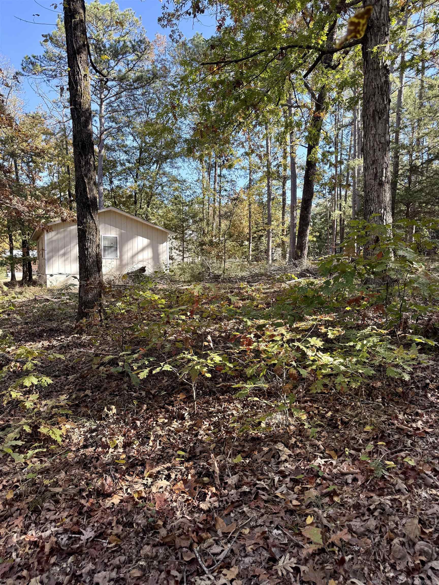 450 Crockett  Greers Ferry, AR